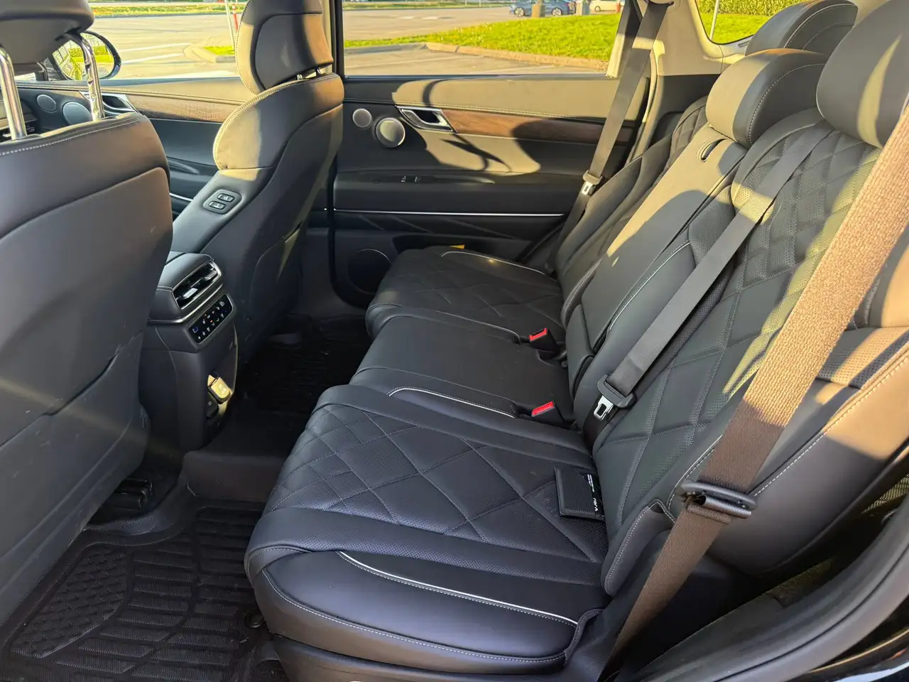 Genesis GV80 - Image 12