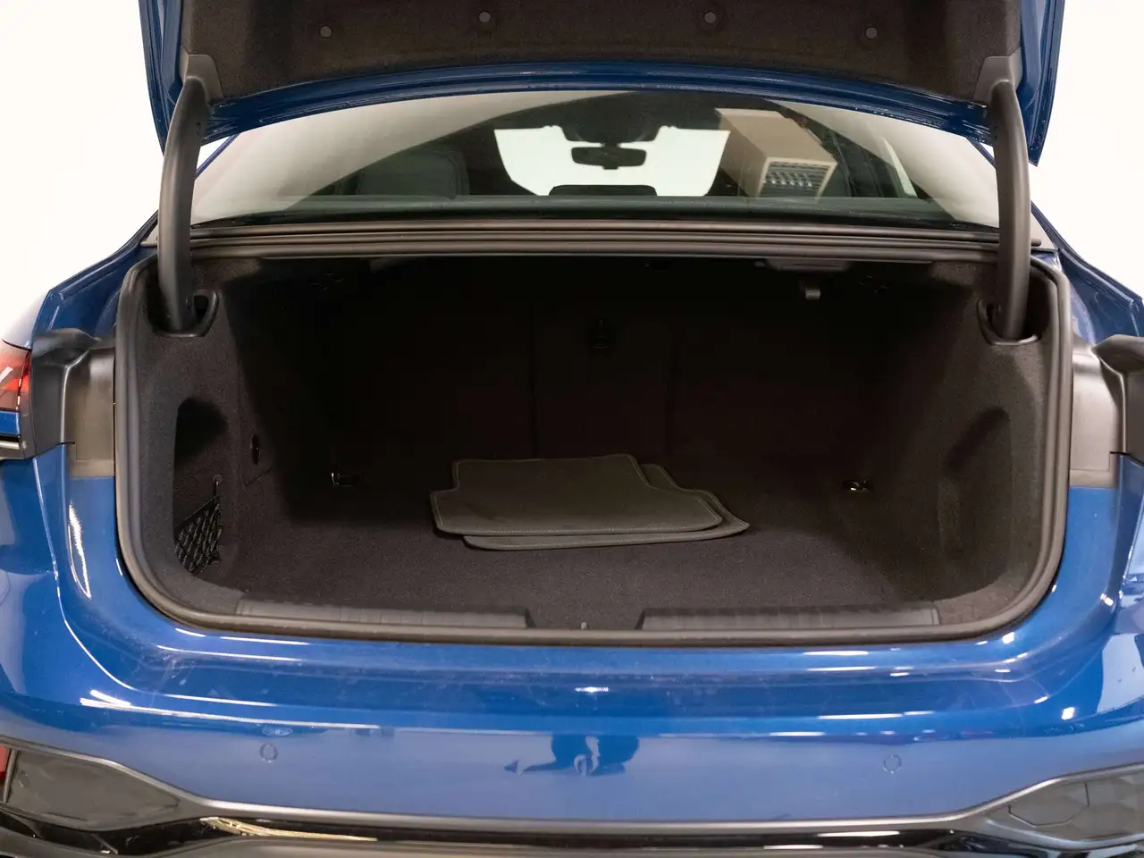 Audi A6 - Image 30