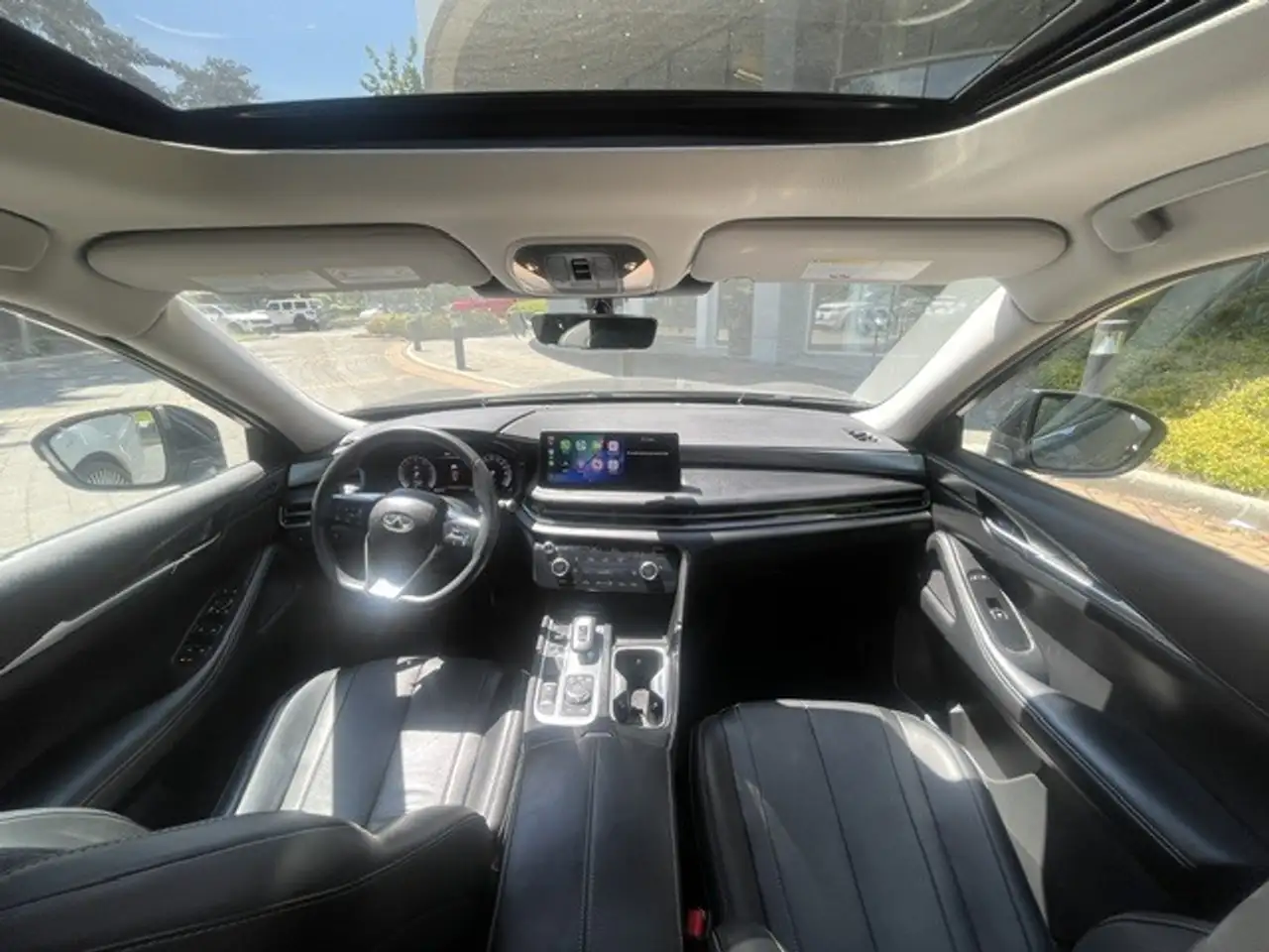 Mercedes-Benz GLE - Image 17