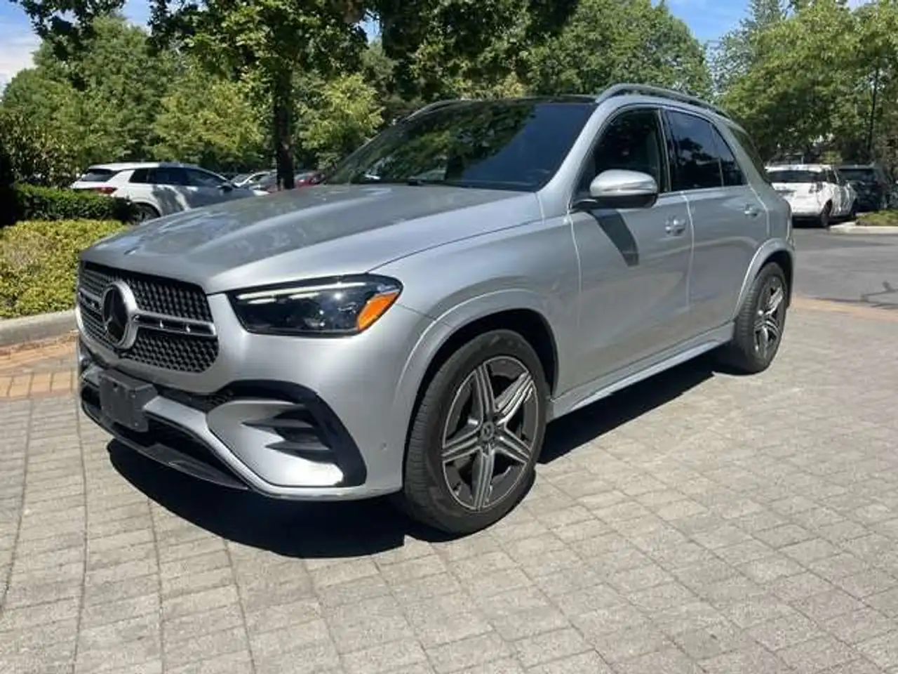 Mercedes-Benz GLE - Image 1