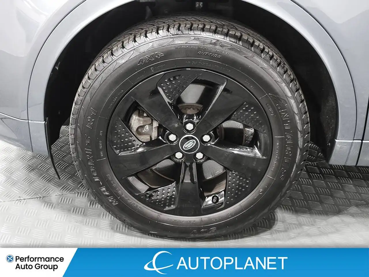 Land Rover Discovery Sport - Image 11