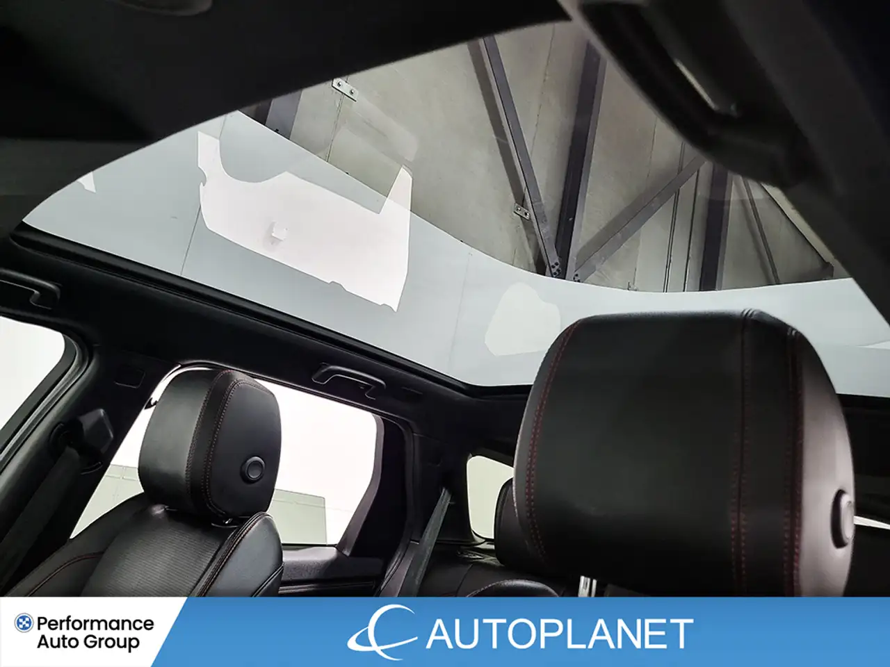 Land Rover Discovery Sport - Image 13