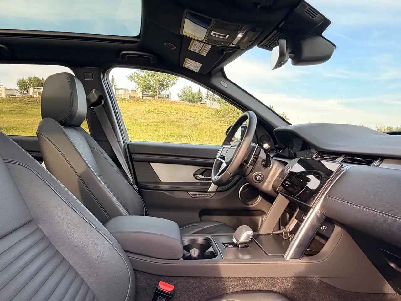 Land Rover Discovery Sport - Image 8