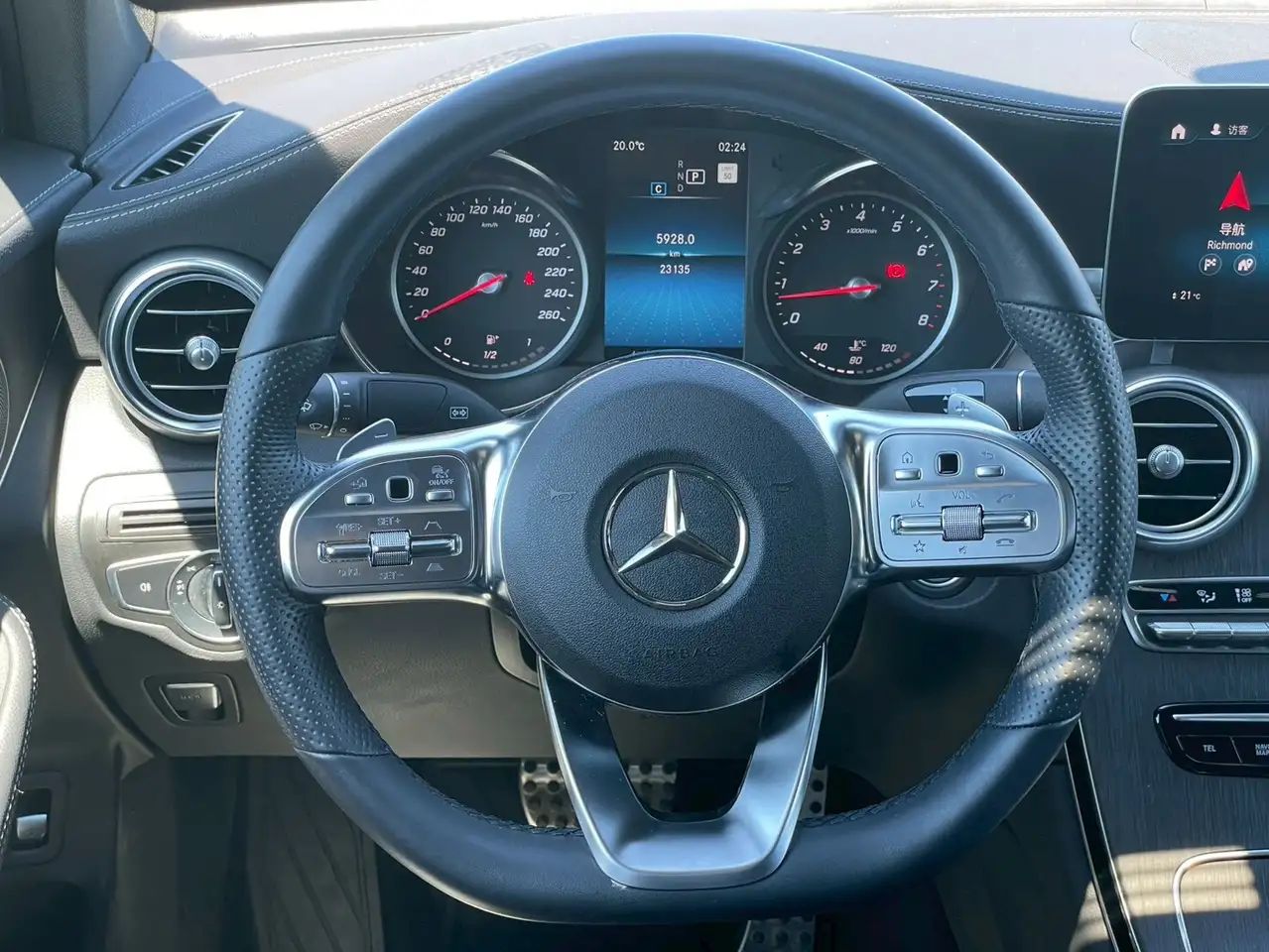 Mercedes-Benz GLC - Image 26