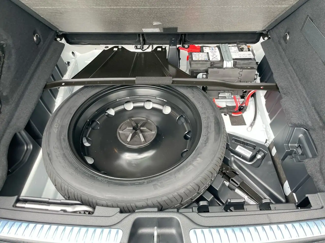 Mercedes-Benz GLC - Image 33