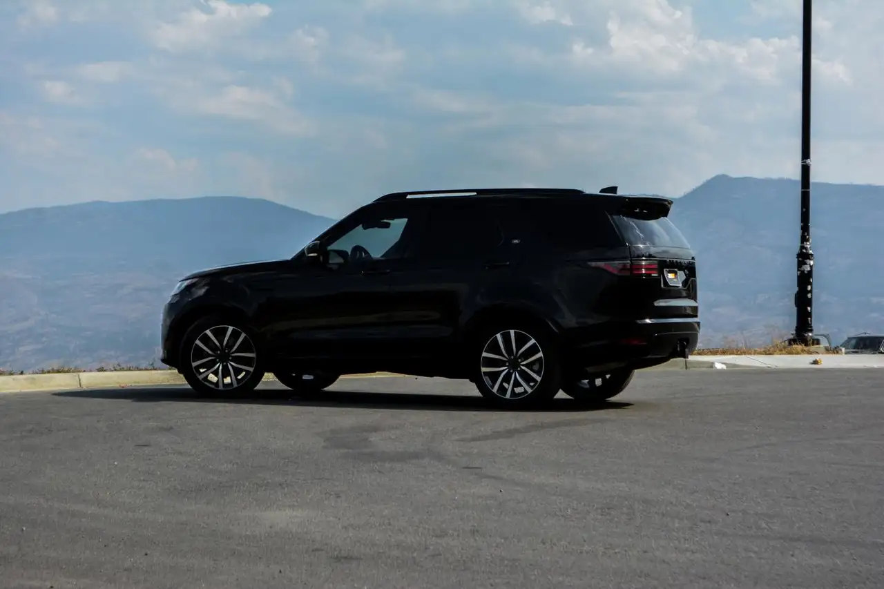 Land Rover Discovery - Image 6