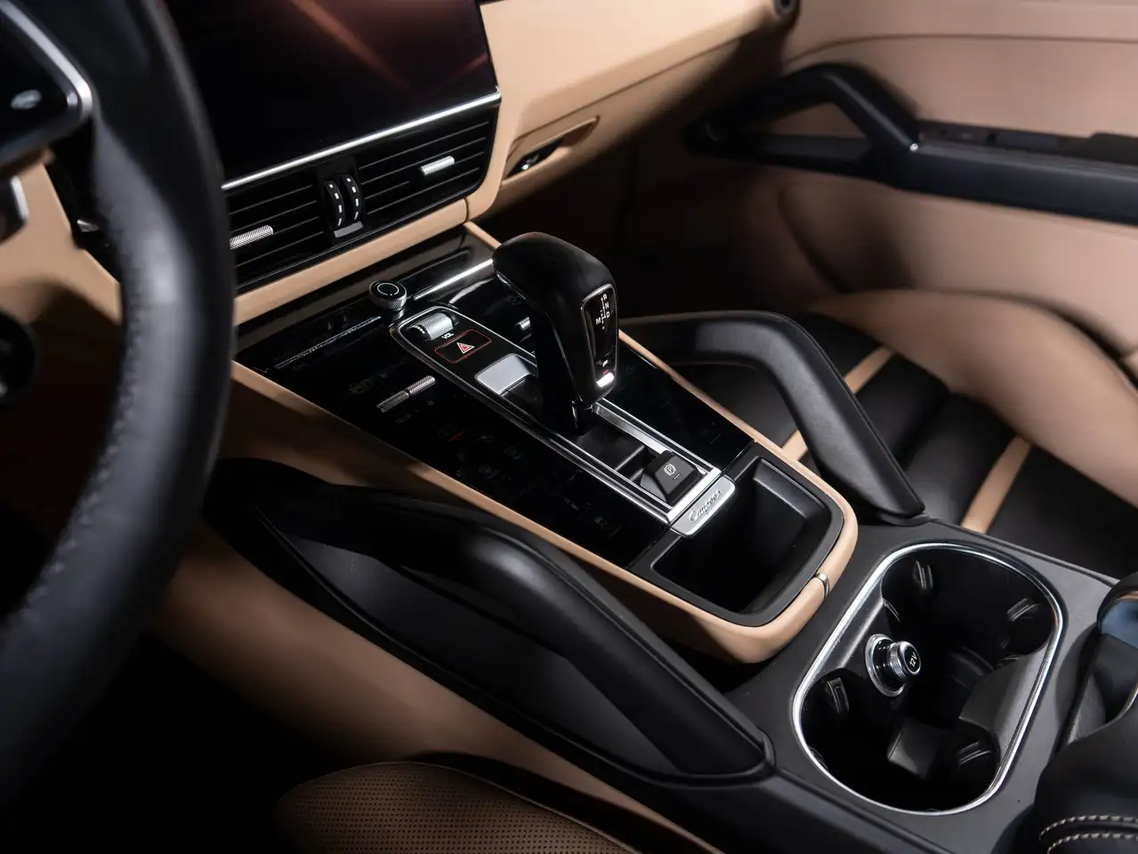 Porsche Cayenne - Image 16