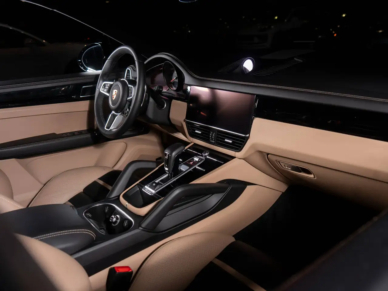 Porsche Cayenne - Image 4