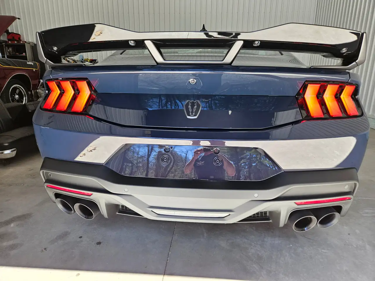 Ford Mustang - Image 10