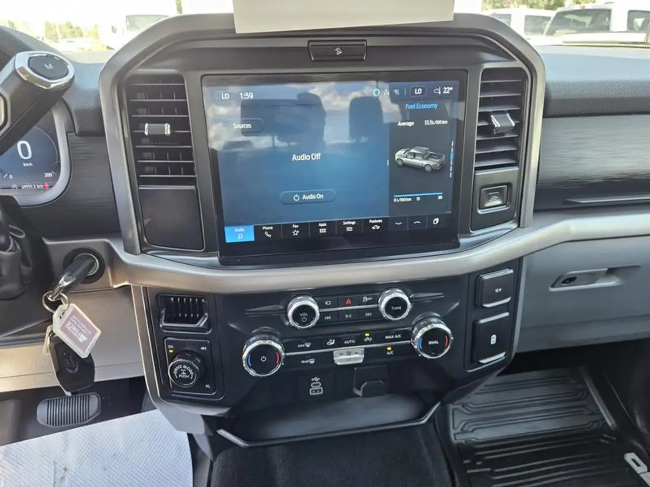 Ford F-150 - Image 18