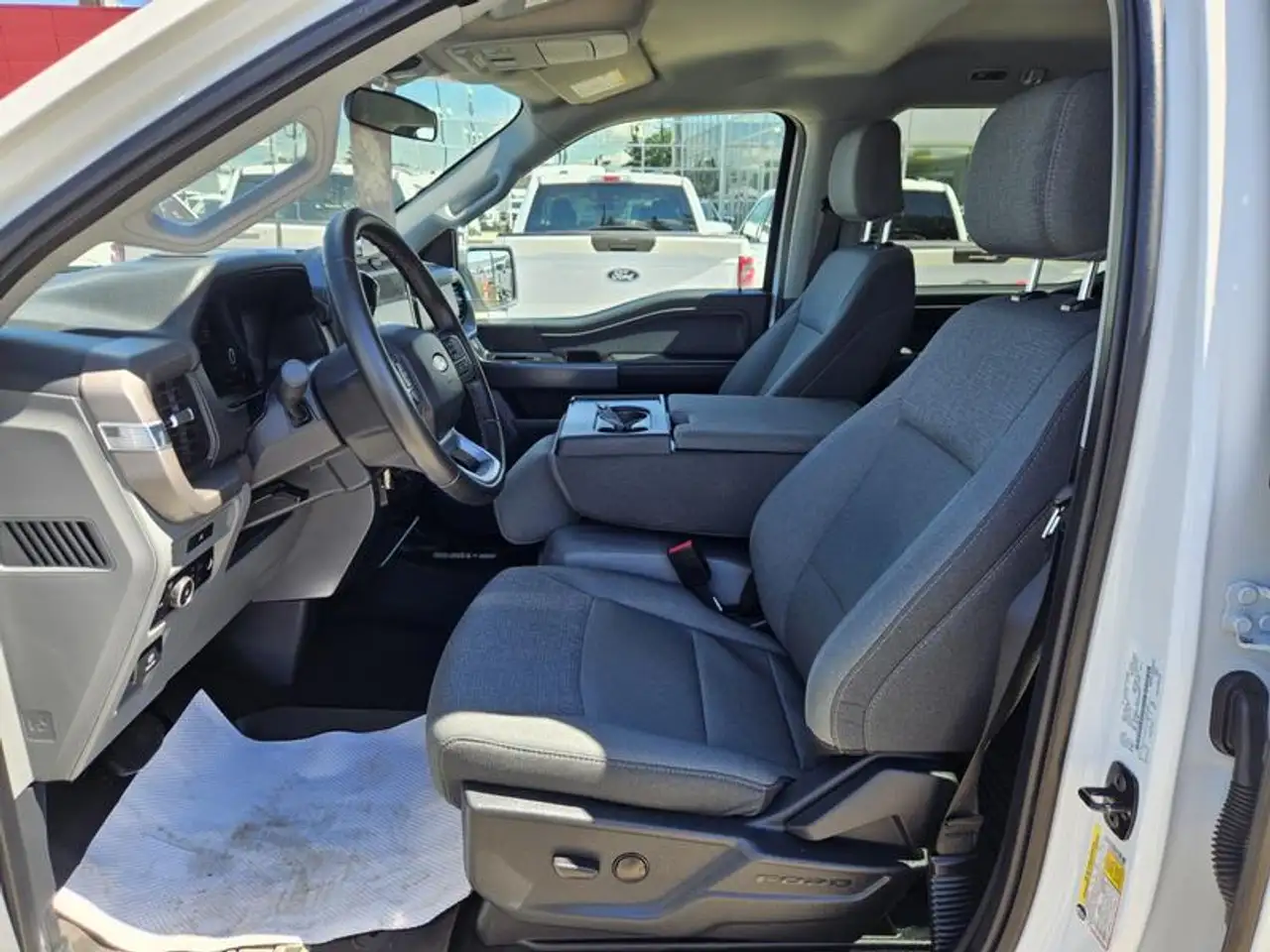 Ford F-150 - Image 13