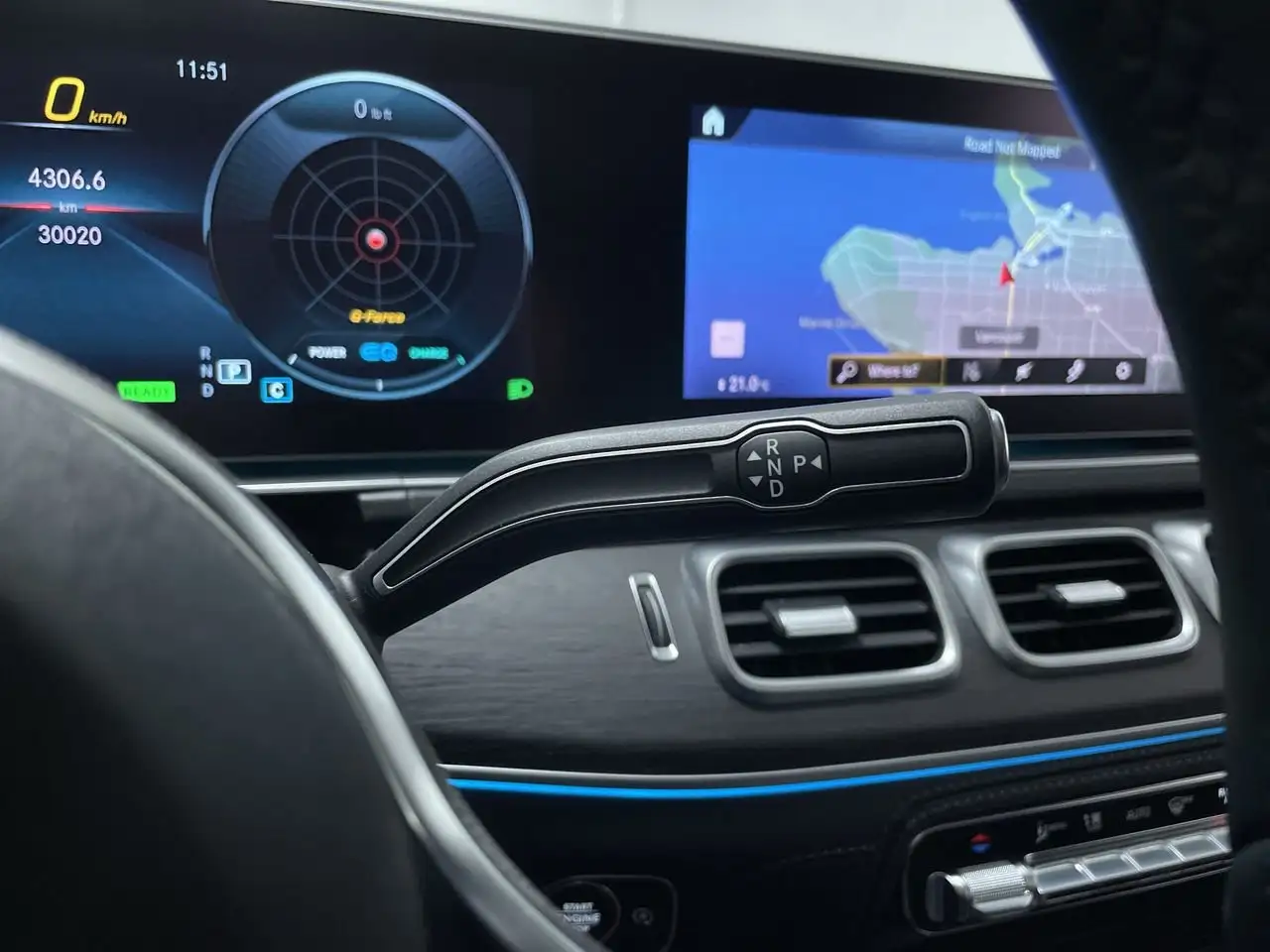 Mercedes-Benz GLE - Image 28