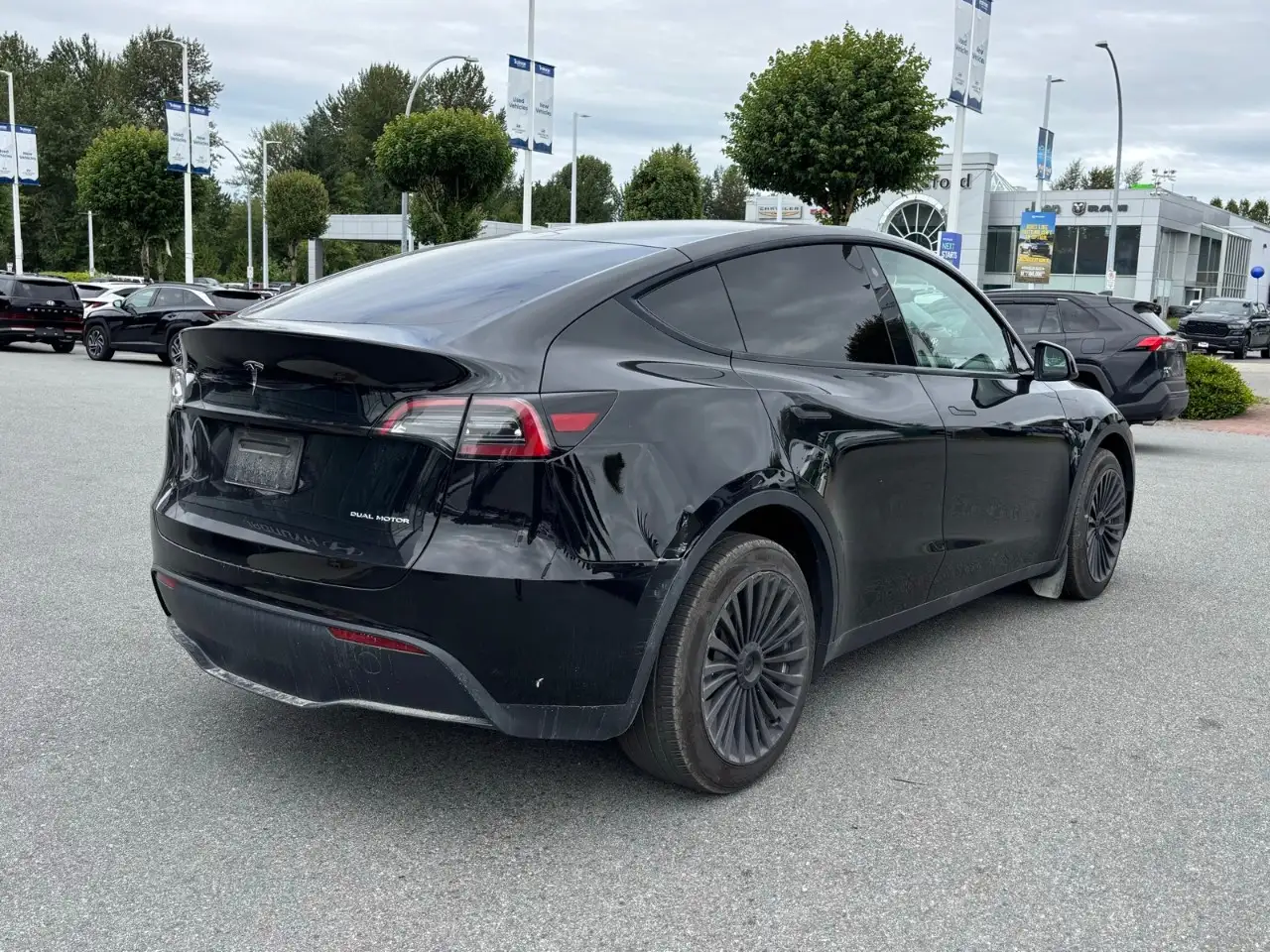 Tesla Model Y - Image 9