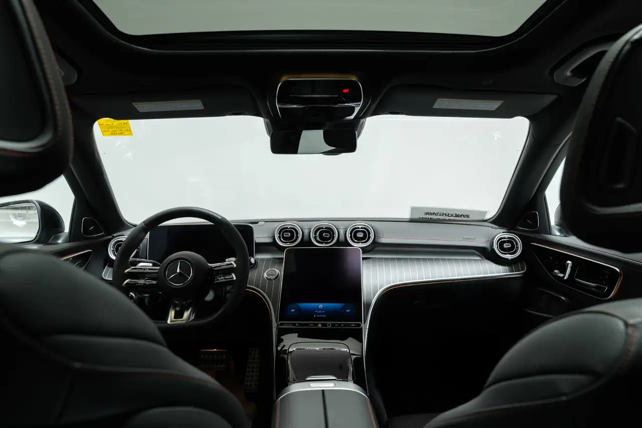 Mercedes-Benz C-Class - Image 31