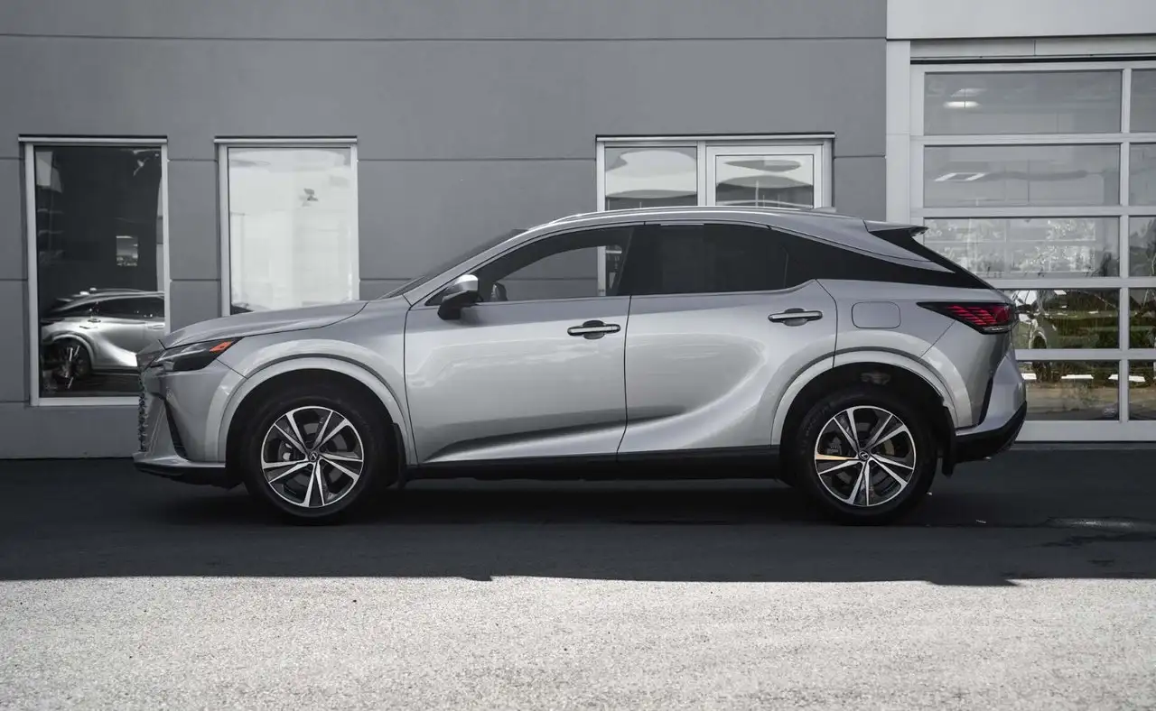 Lexus RX - Image 4