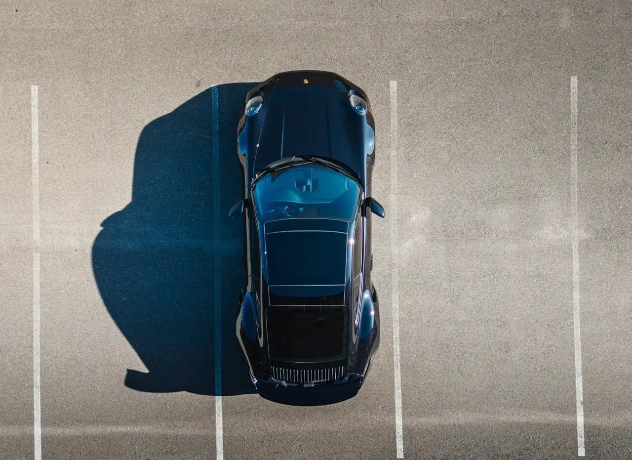 Porsche 911 - Image 2