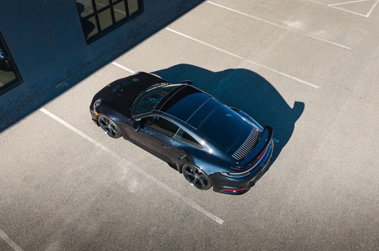 Porsche 911 - Image 7