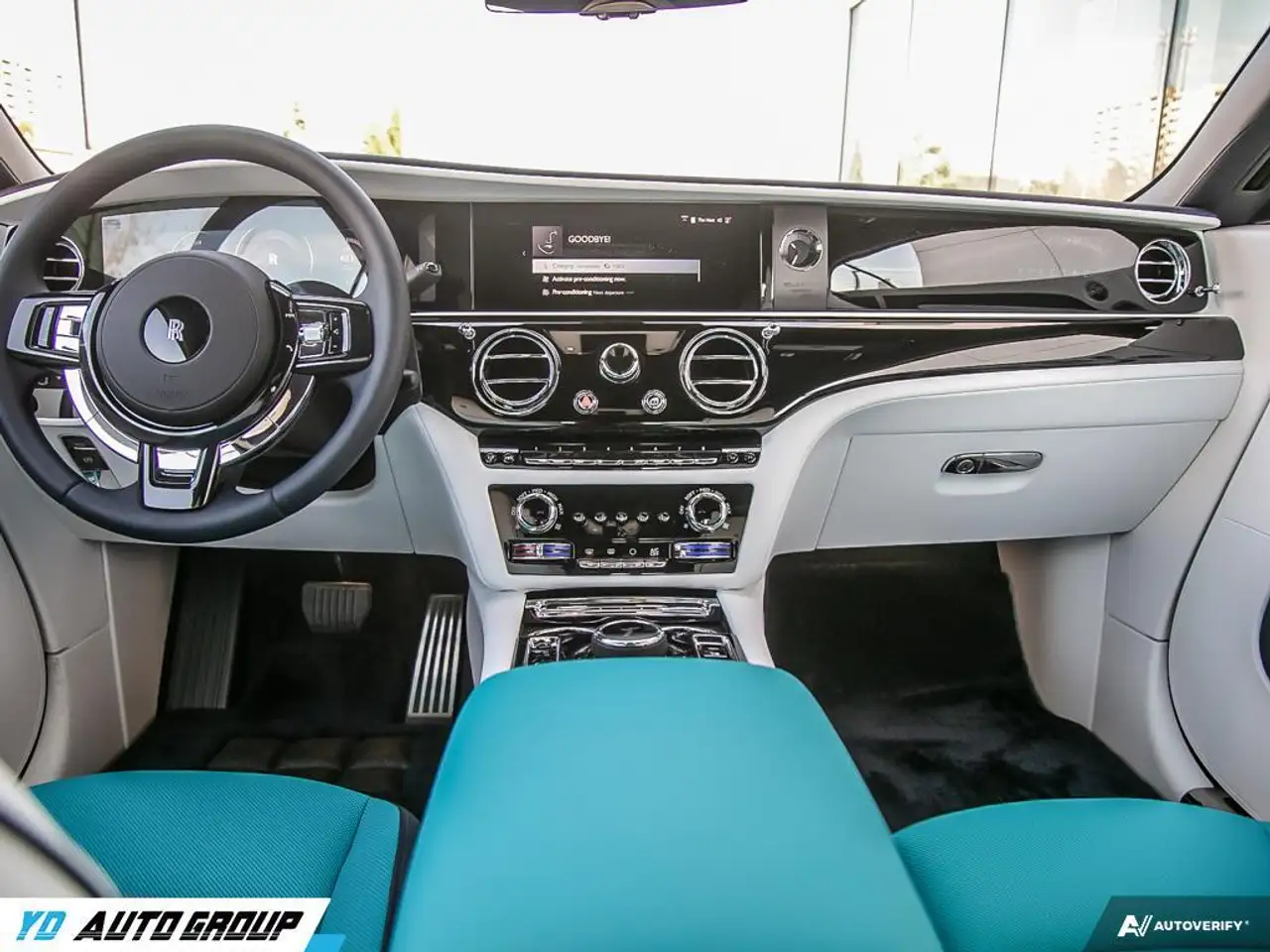 Rolls-Royce Spectre - Image 26