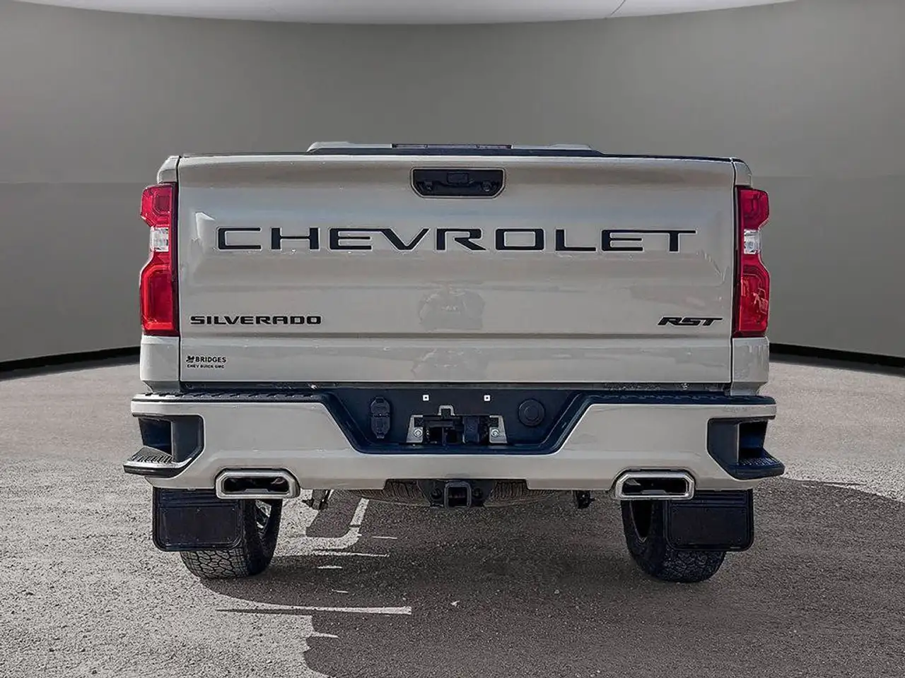 Chevrolet Silverado 1500 - Image 6