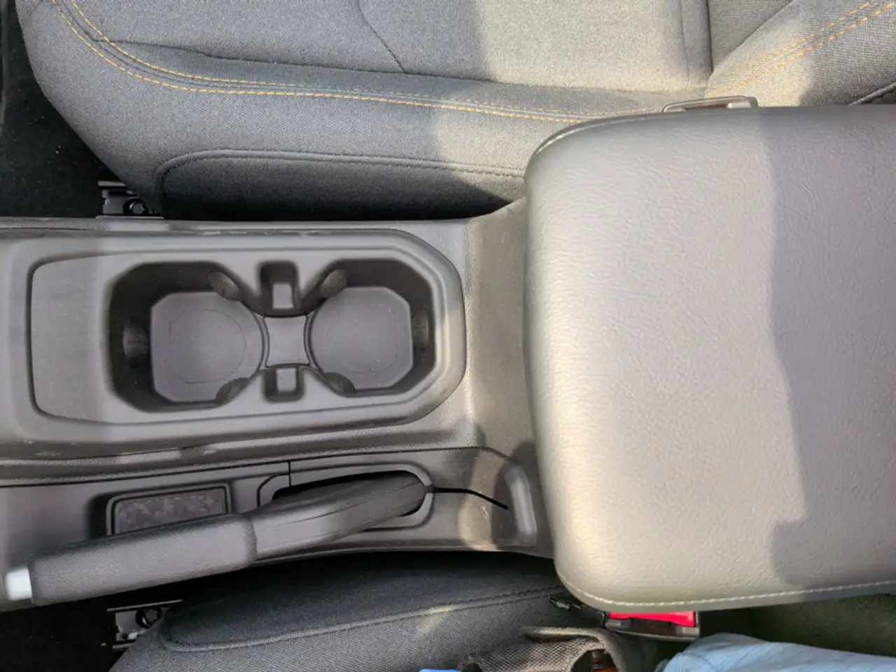 Jeep Wrangler - Image 27