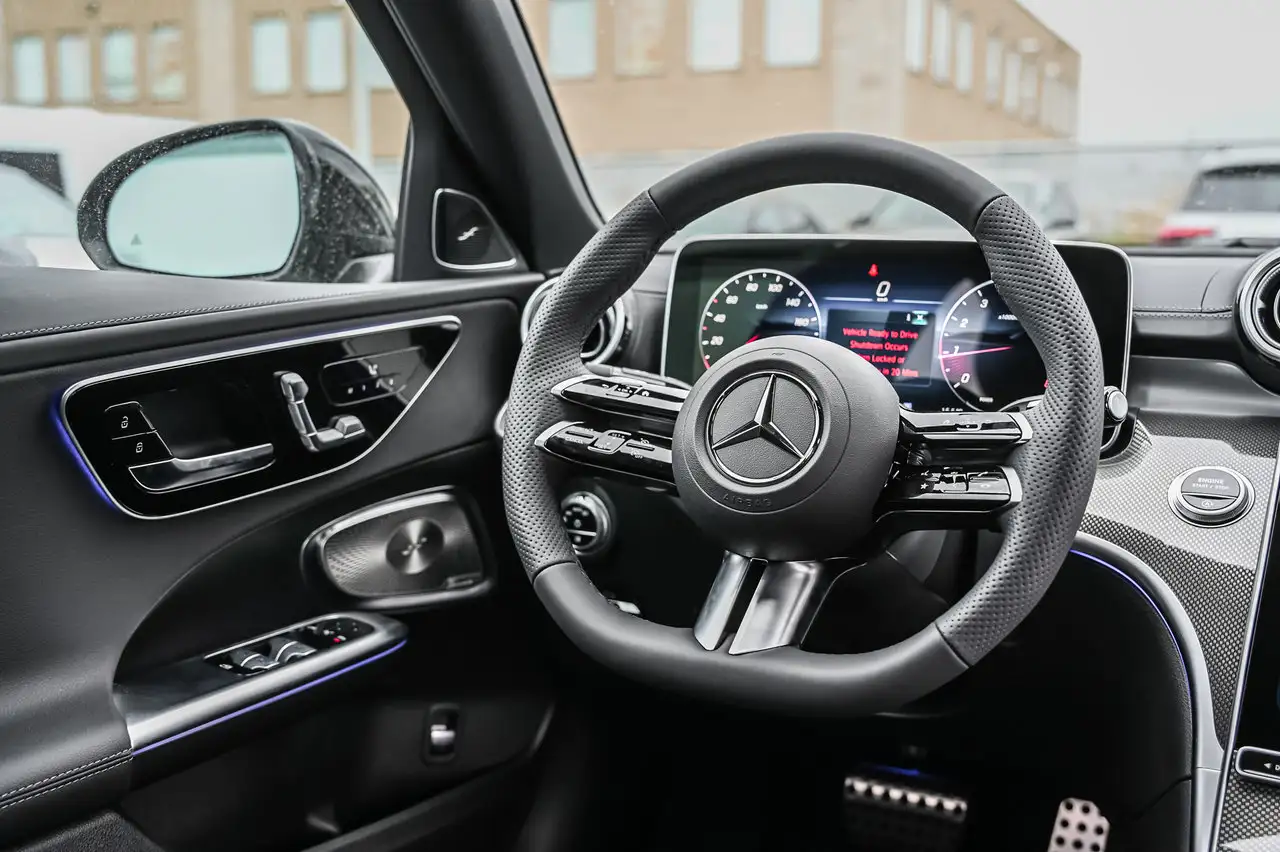 Mercedes-Benz C-Class - Image 17