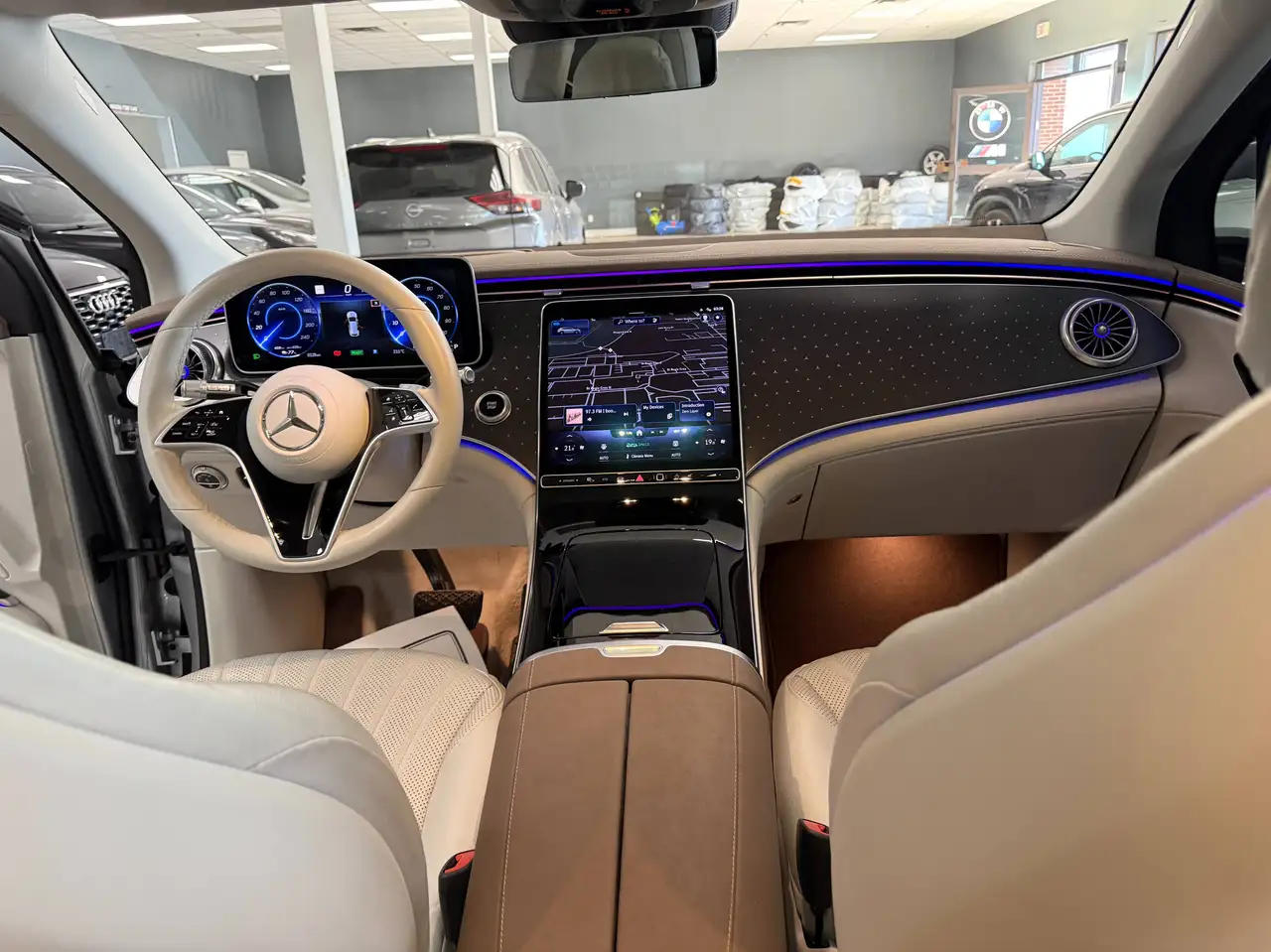 Mercedes-Benz EQS - Image 32