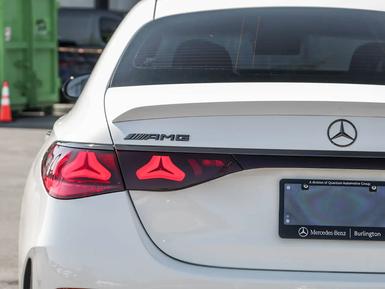 Mercedes-Benz E-Class - Image 10