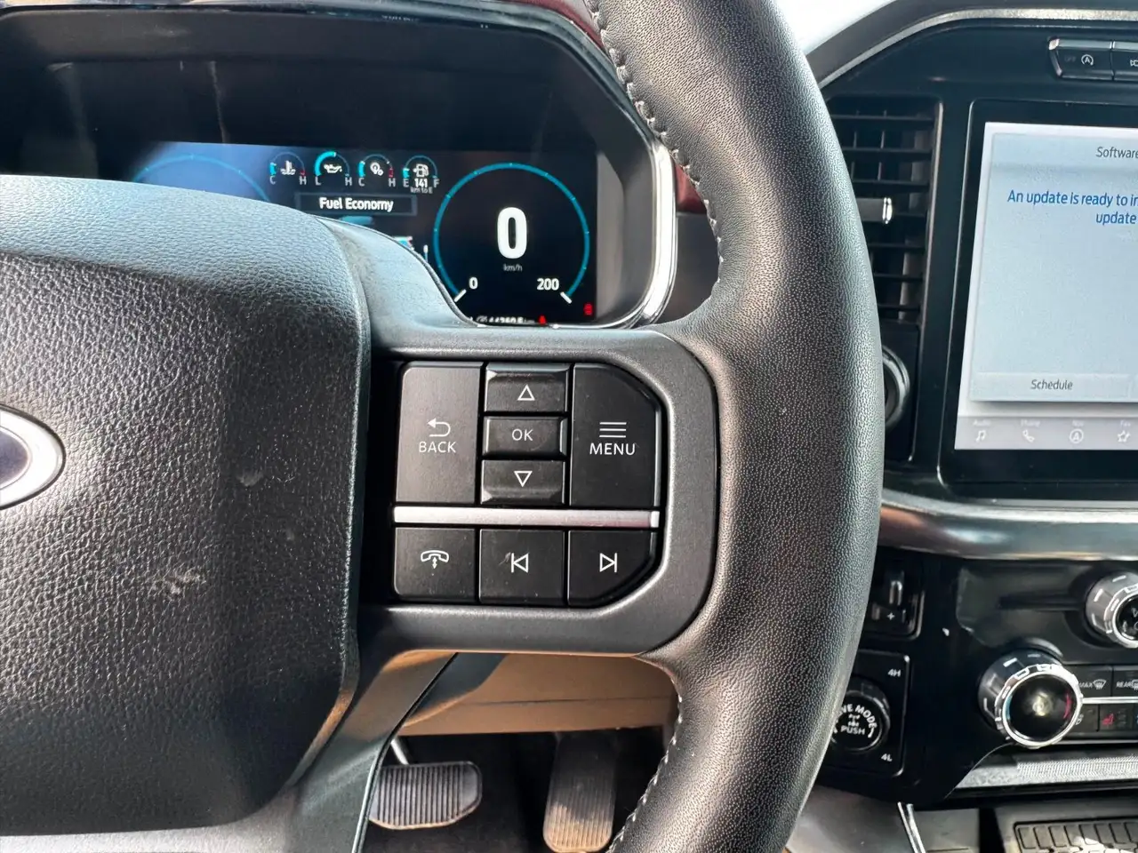 Ford F-150 - Image 19