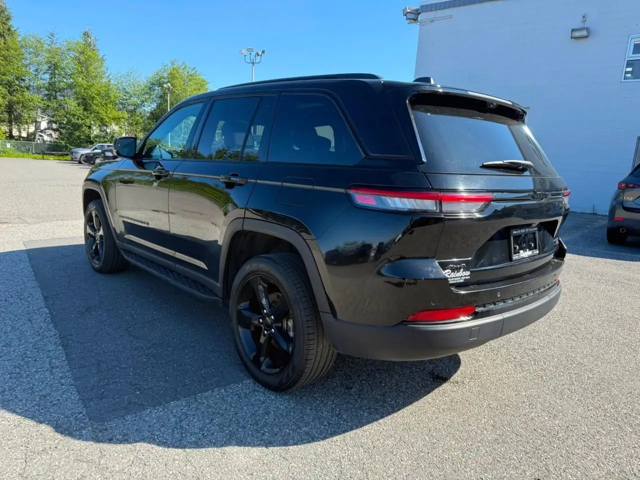 Jeep Grand Cherokee - Image 5