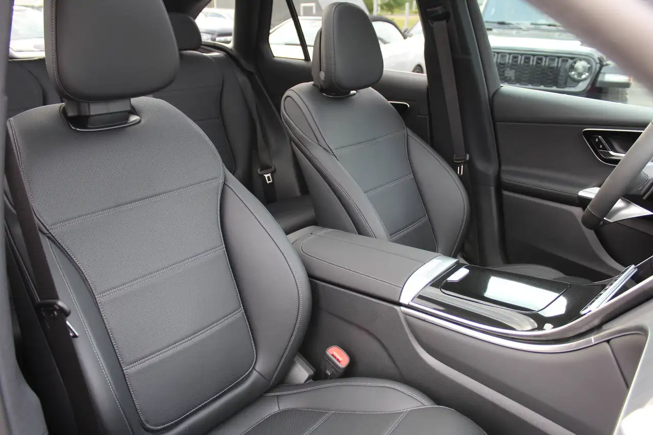 Mercedes-Benz GLC - Image 9