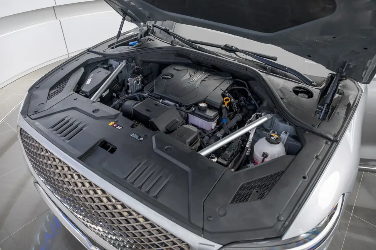 Genesis GV70 - Image 16