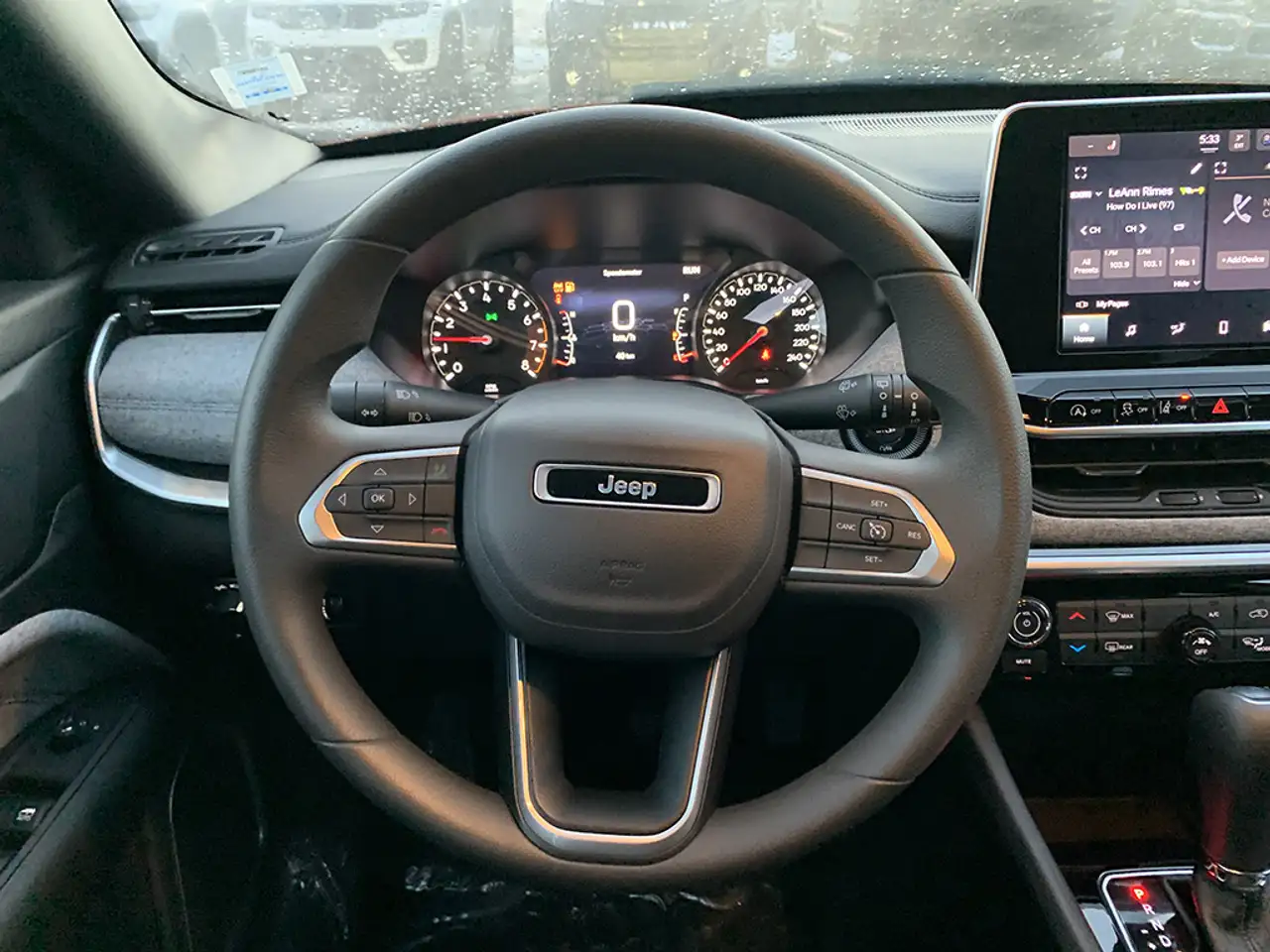 Jeep Compass - Image 14