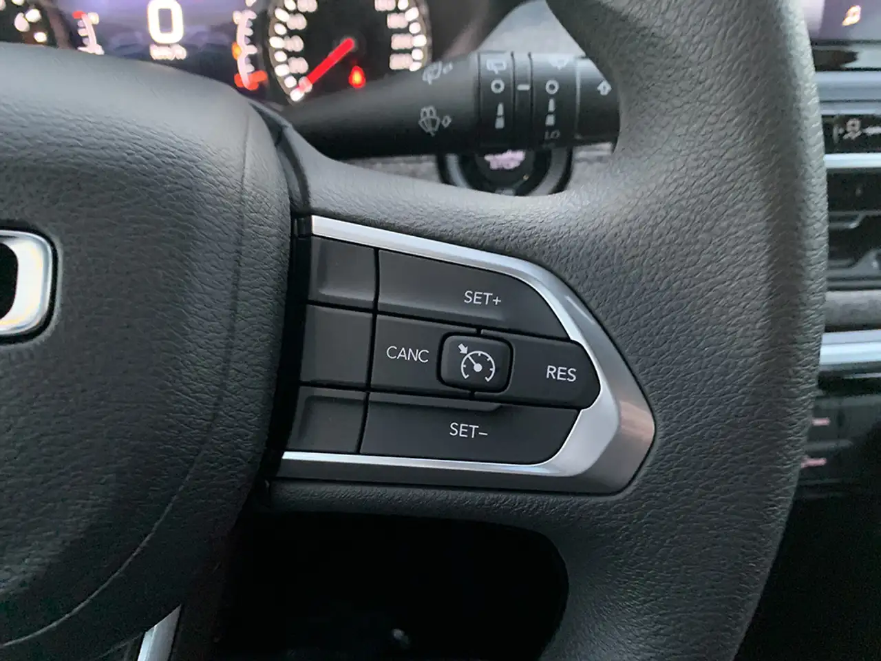 Jeep Compass - Image 18