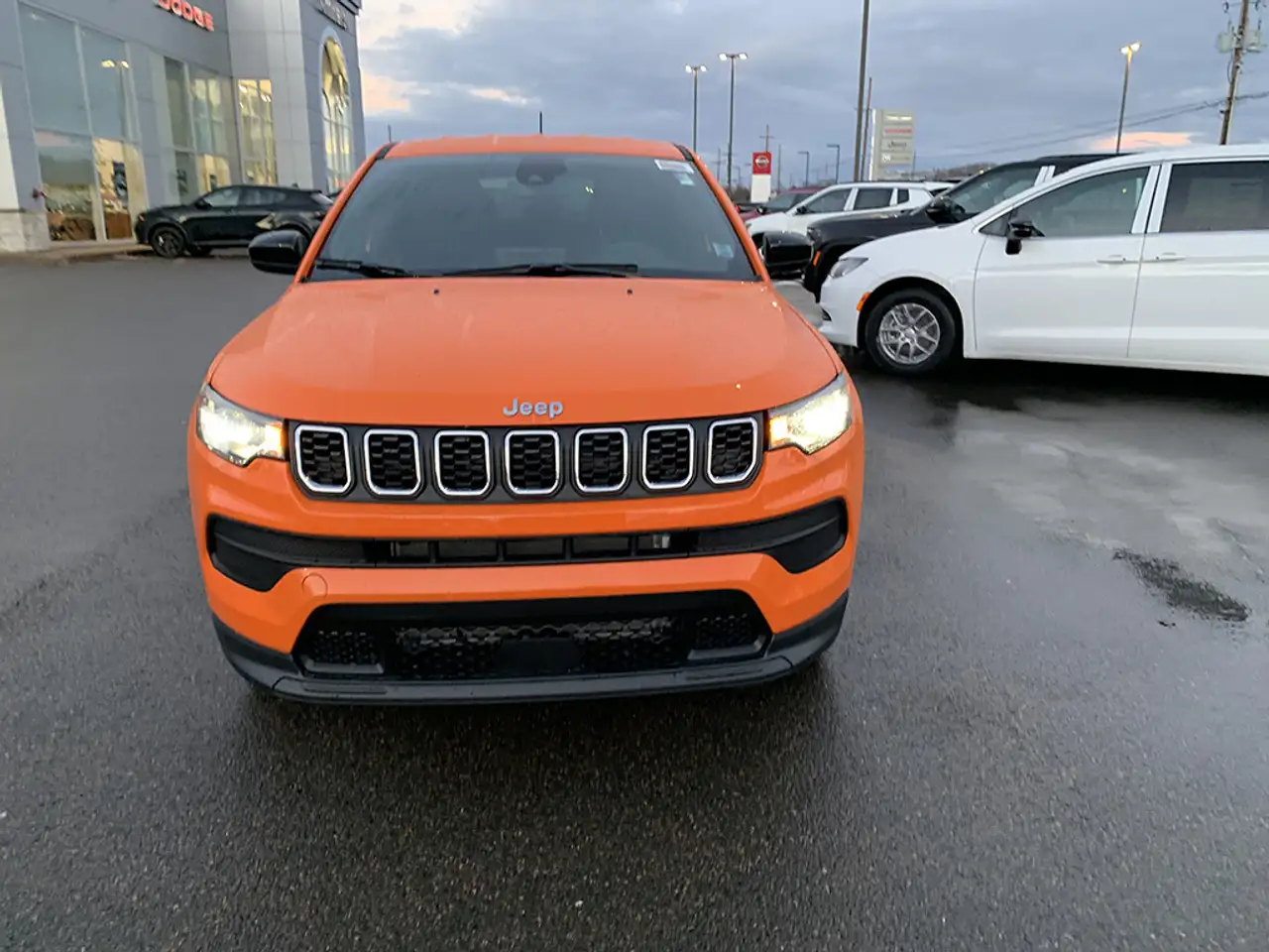 Jeep Compass - Image 2