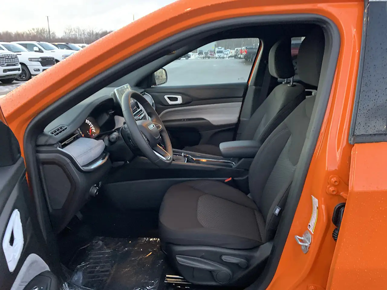 Jeep Compass - Image 11