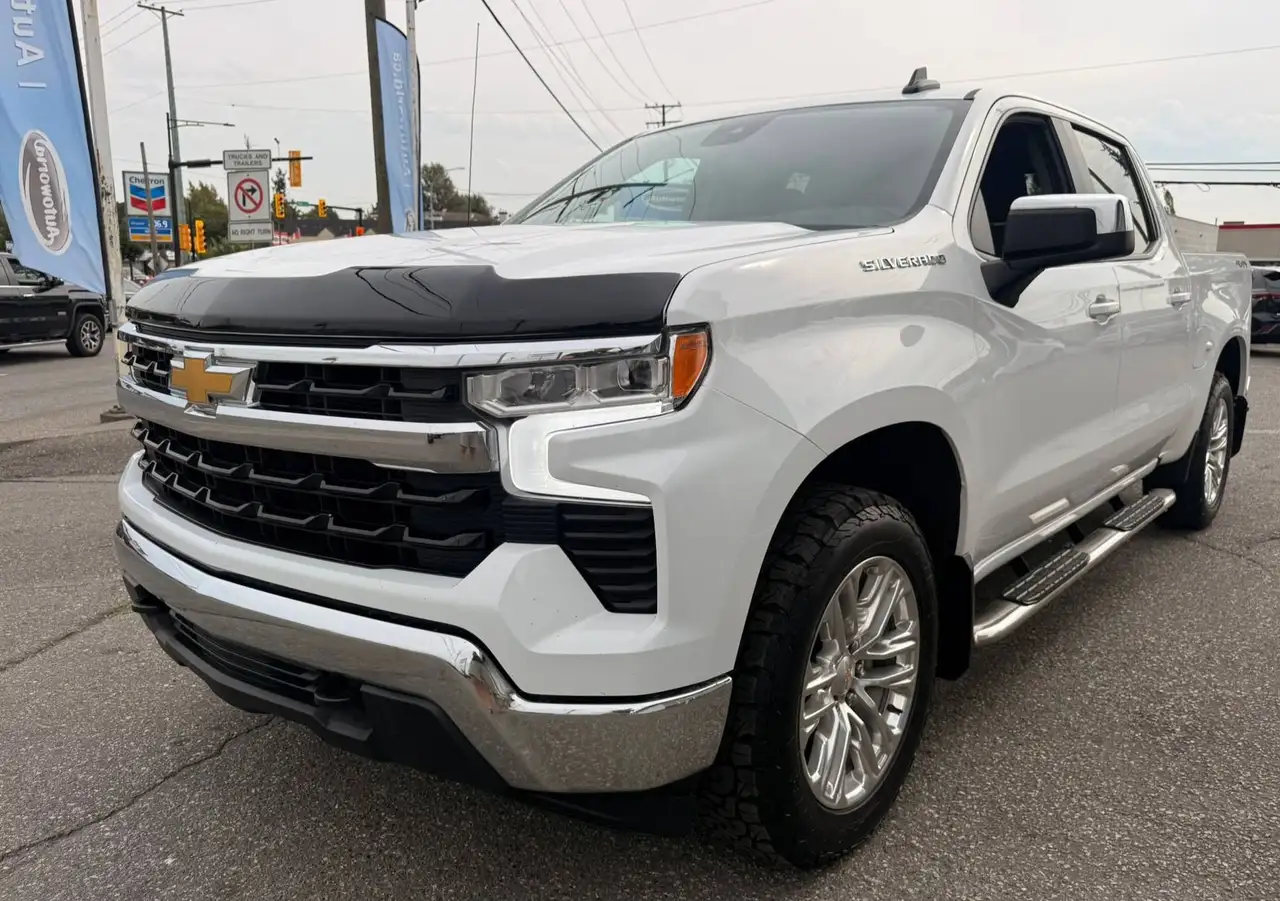 Chevrolet Silverado 1500 - Image 8