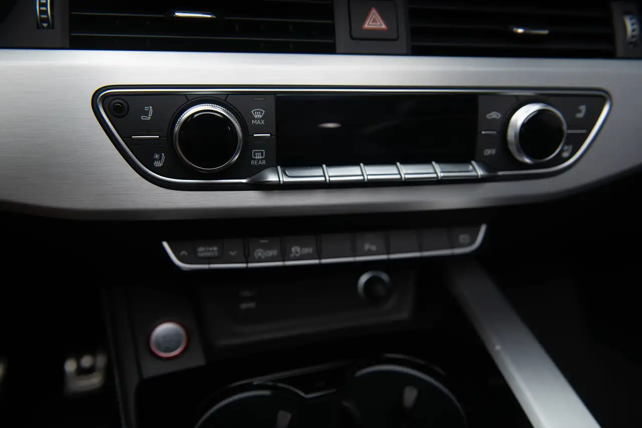 Audi S5 - Image 17