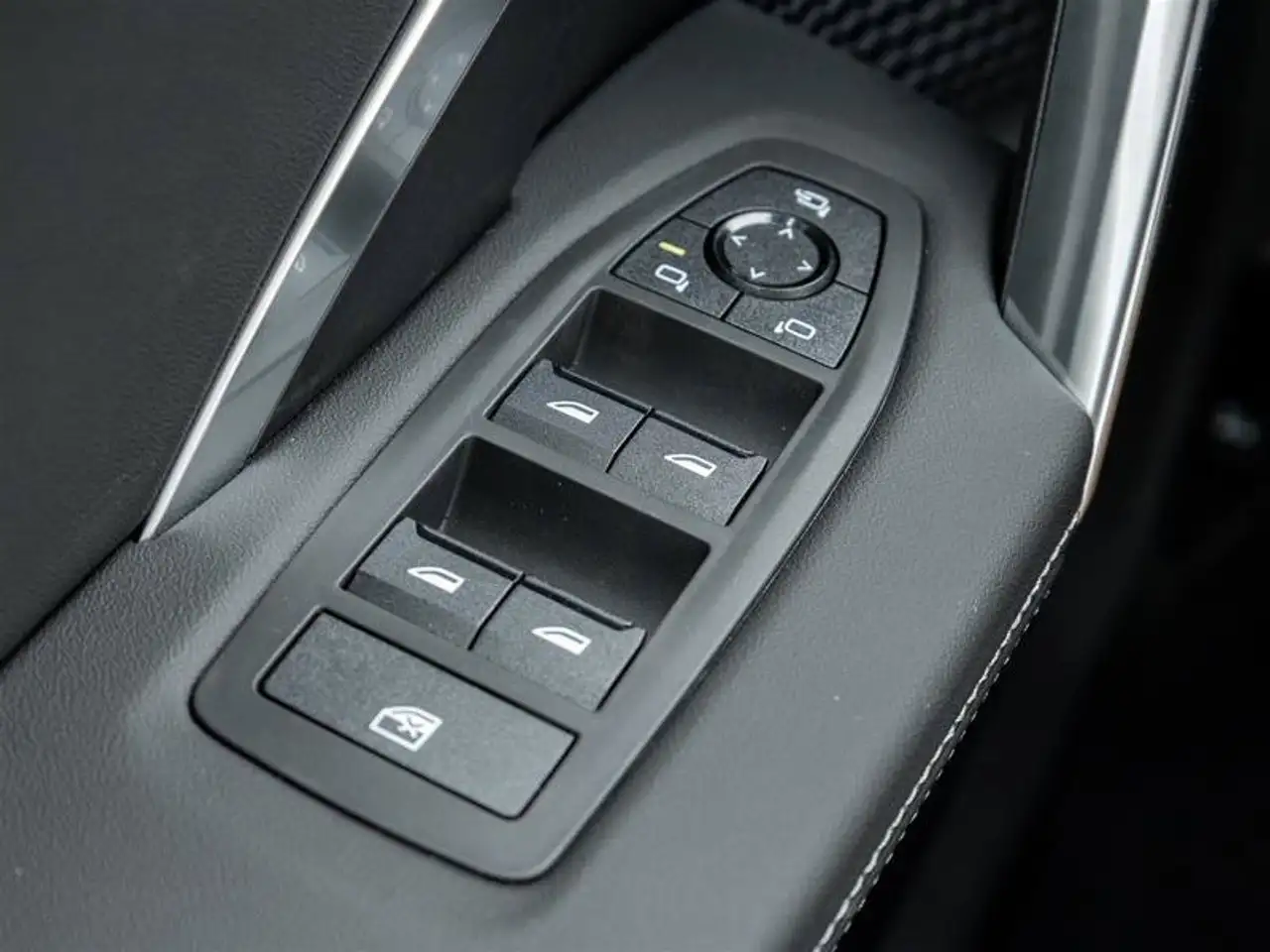 BMW X1 - Image 15