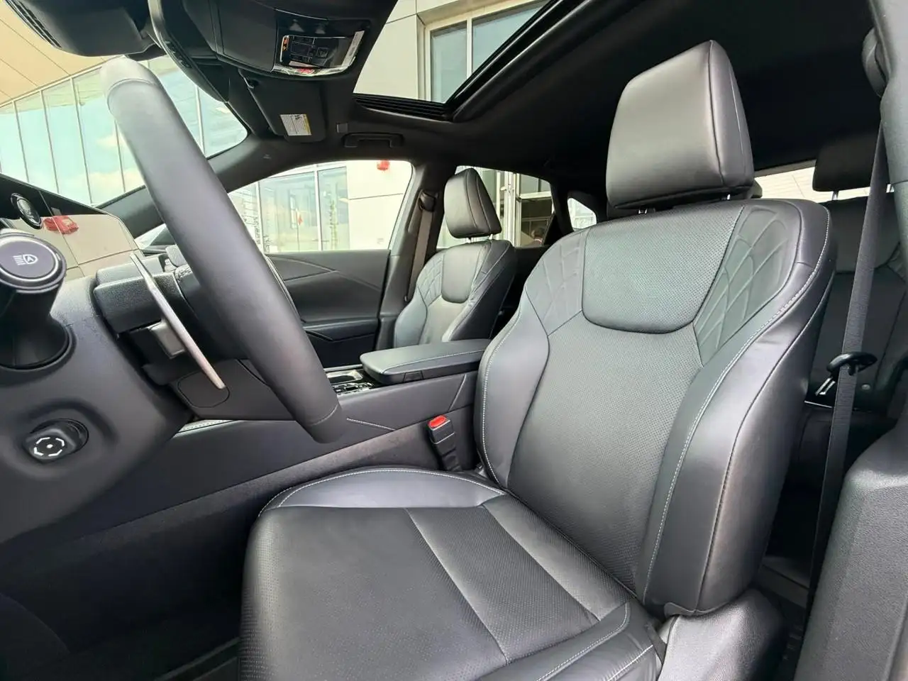 Lexus RX 350 - Image 7