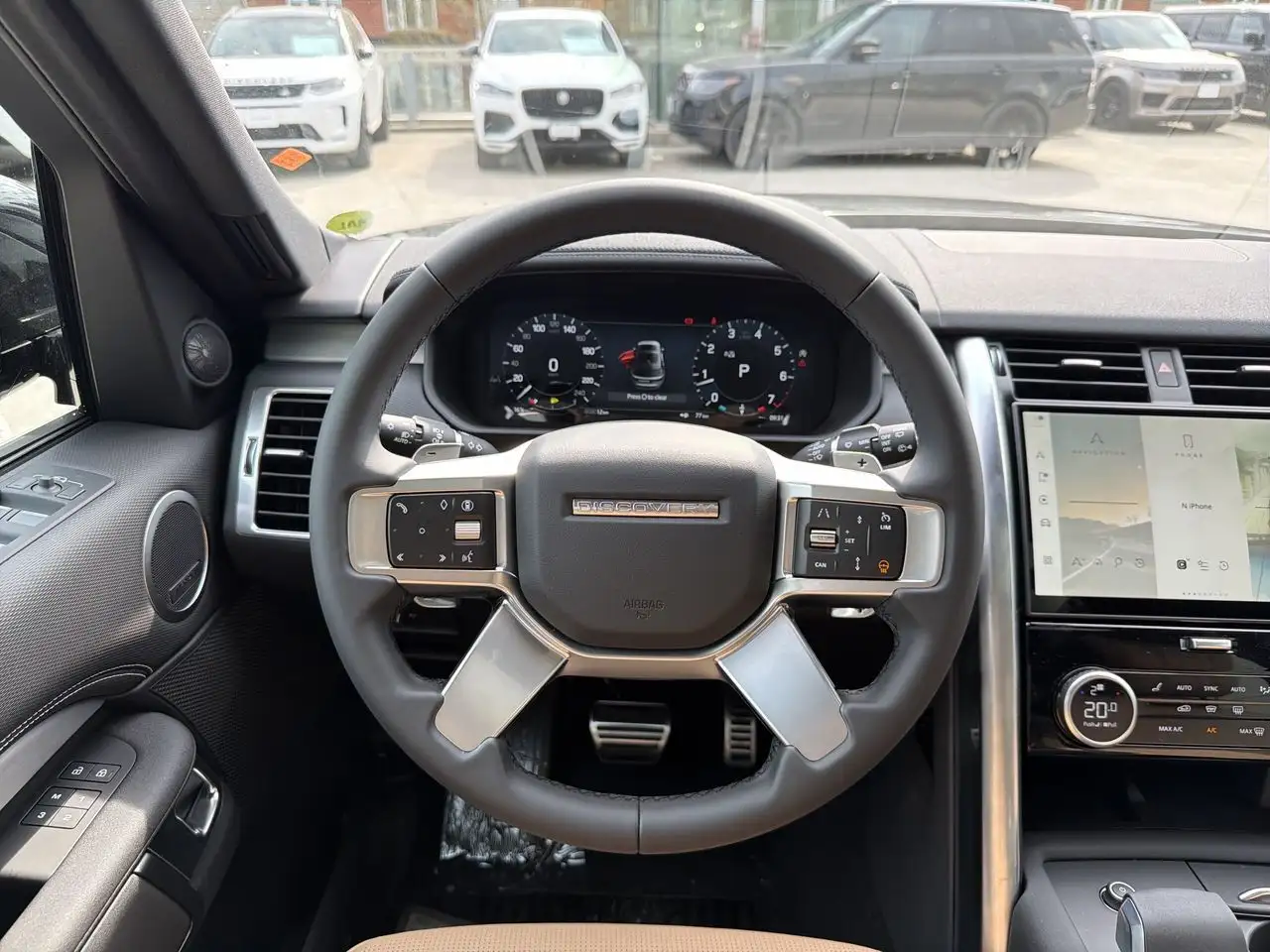 Land Rover Discovery - Image 11