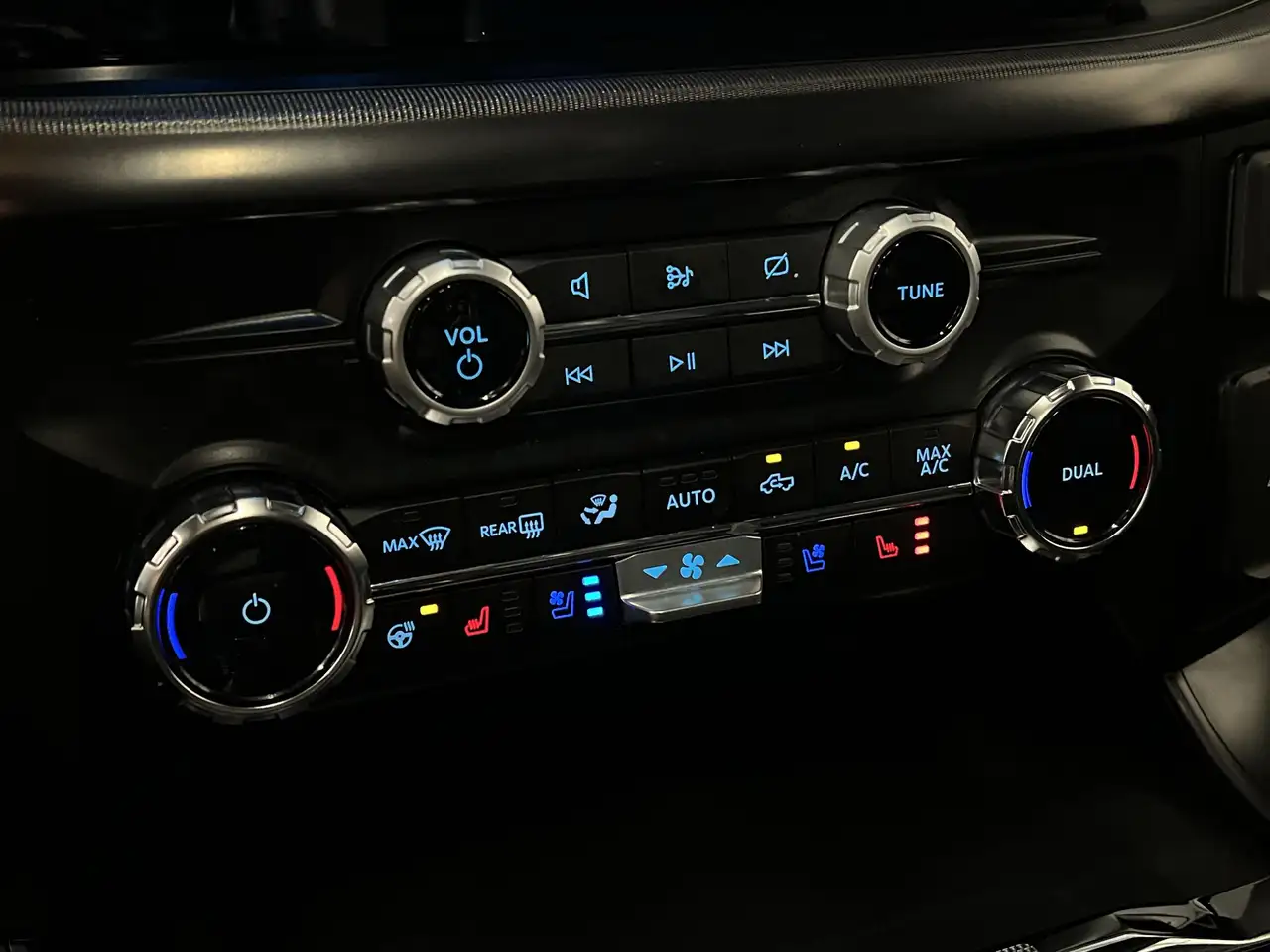 Ford F-150 - Image 30
