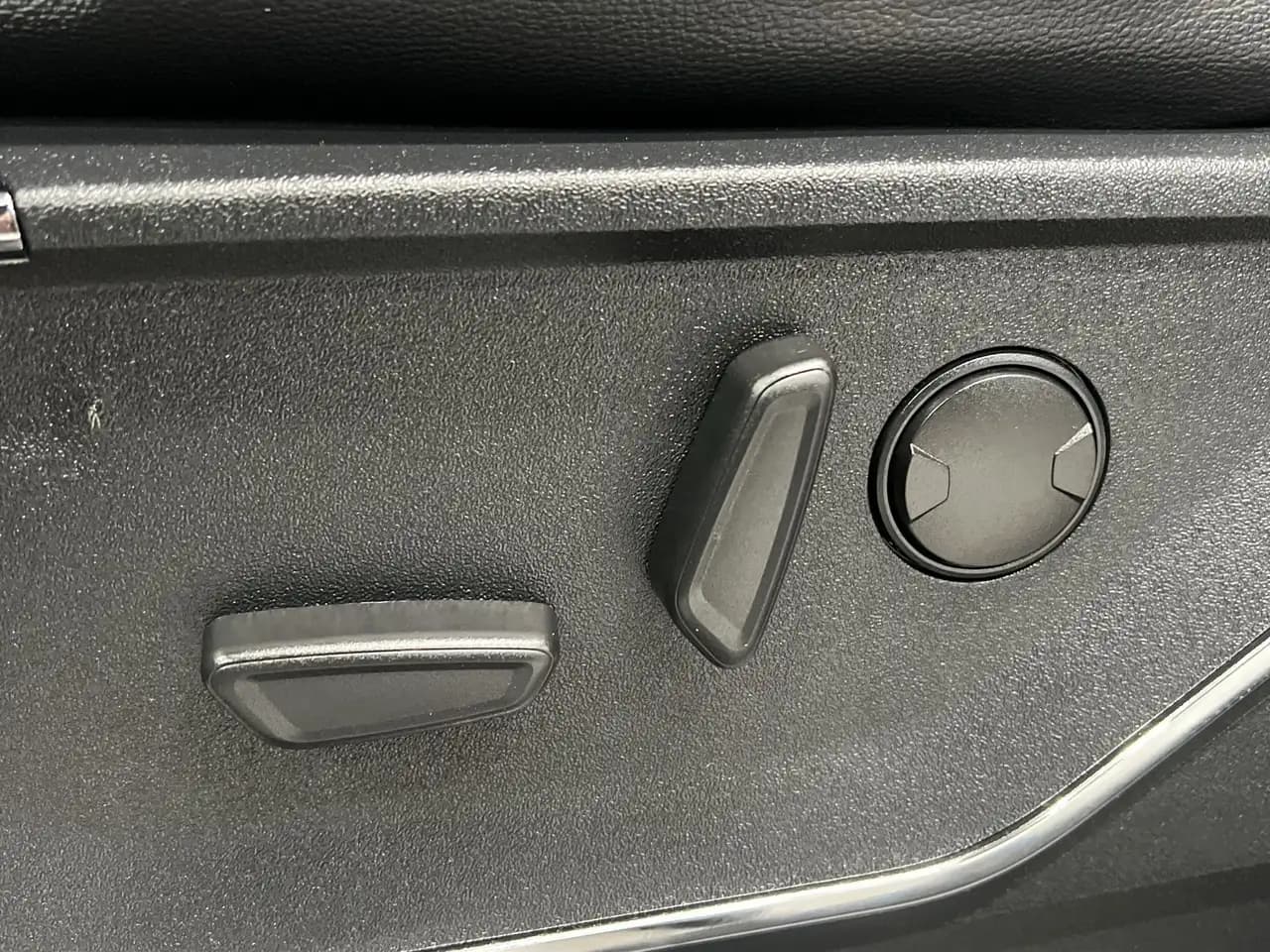 Ford F-150 - Image 19