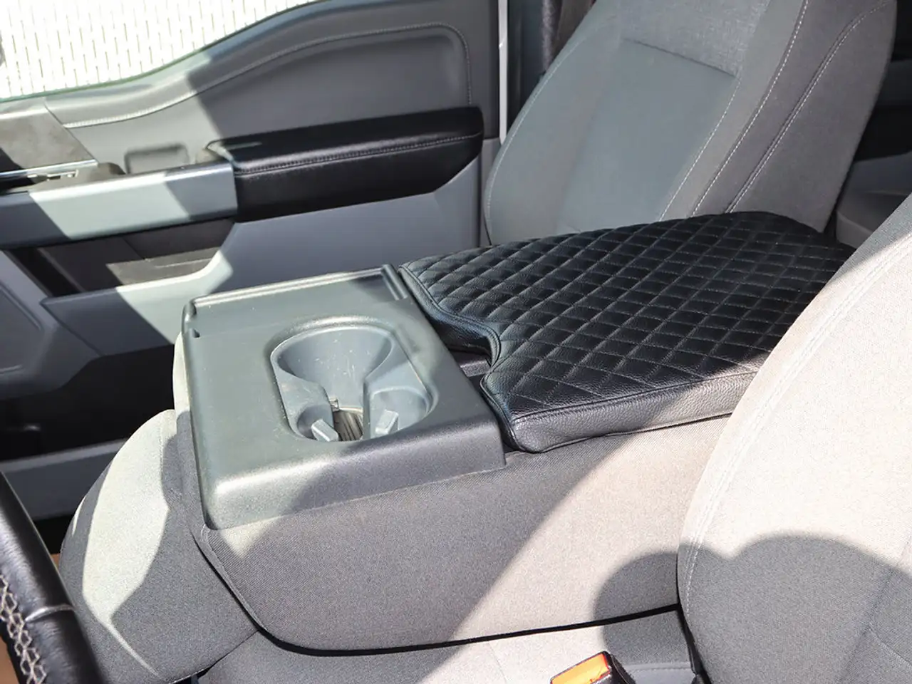 Ford F-150 - Image 16