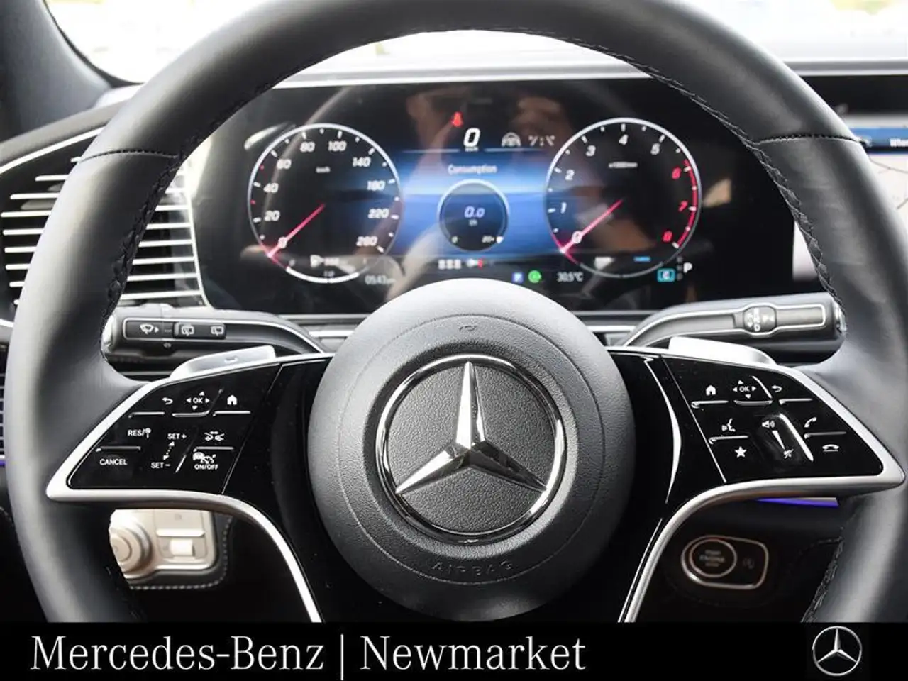 Mercedes-Benz GLE - Image 22