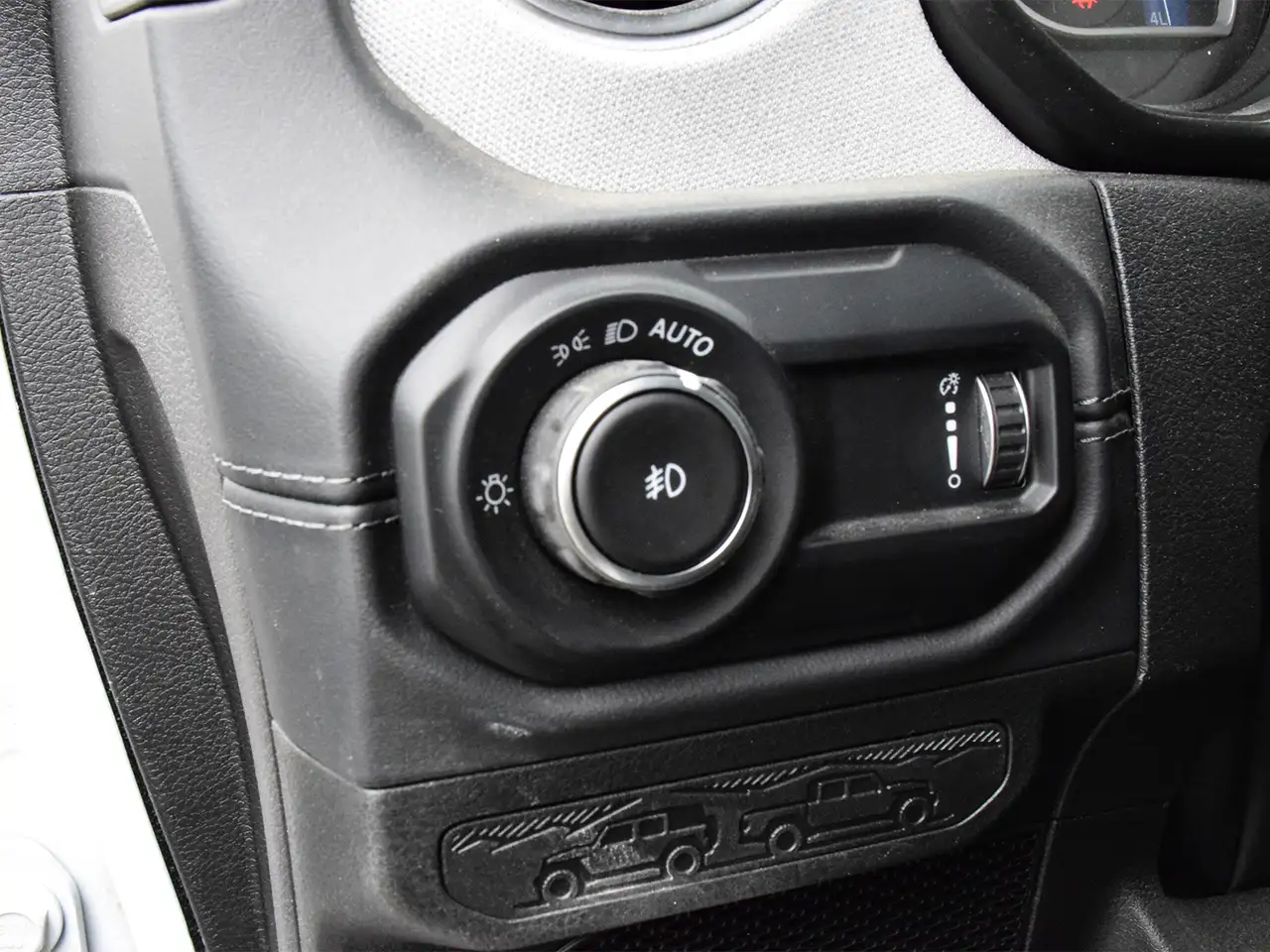 Jeep Wrangler - Image 23