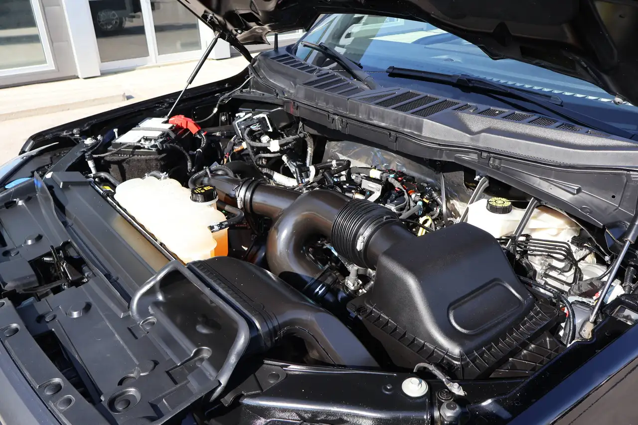 Ford F-150 - Image 31