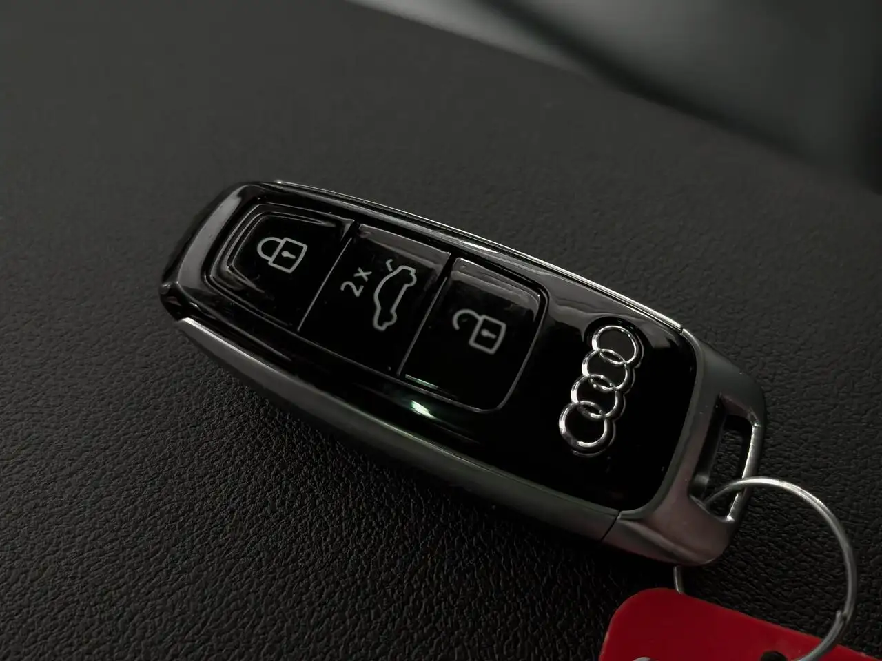 Audi Q8 - Image 27