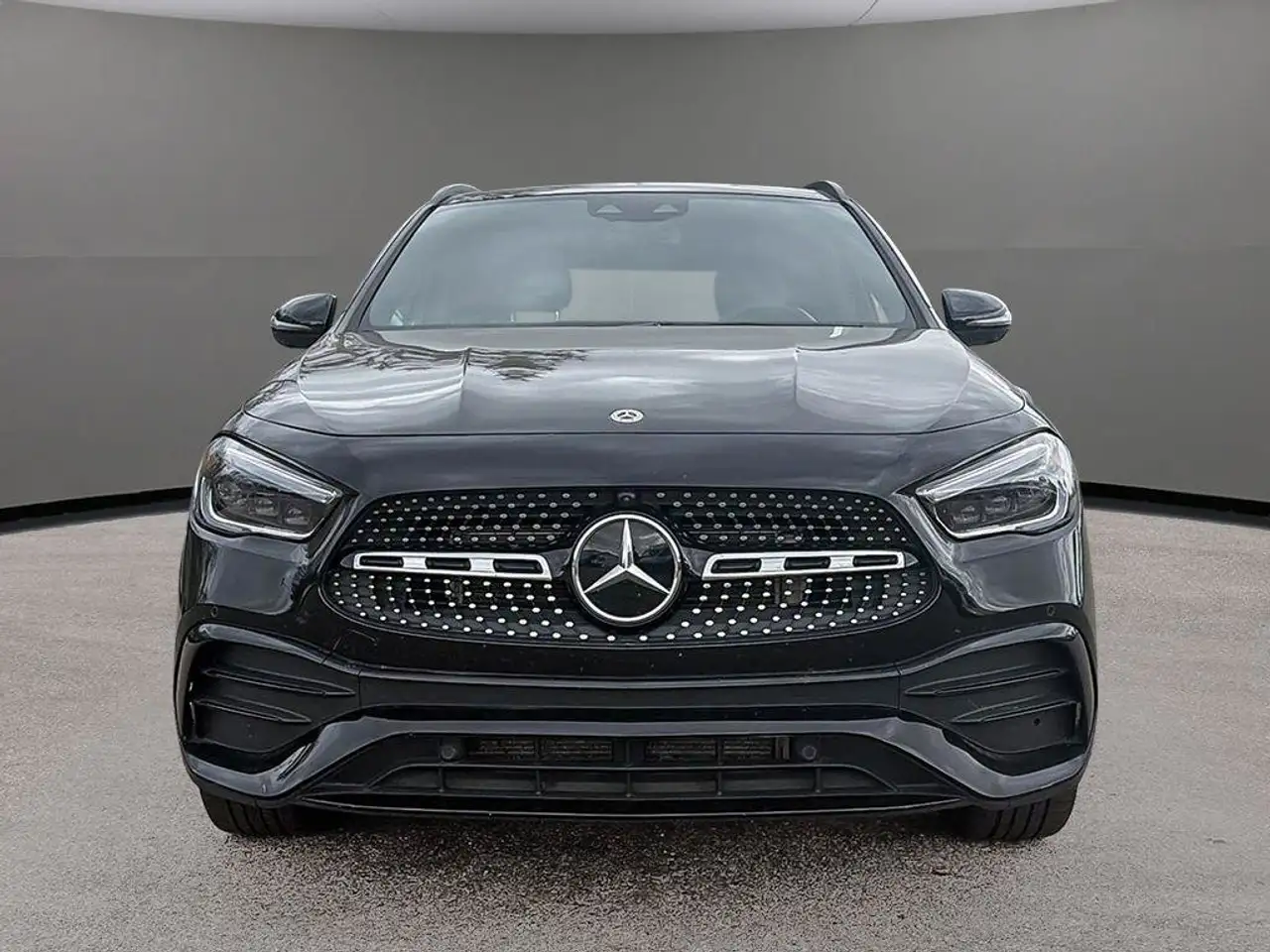 Mercedes-Benz GLA - Image 2