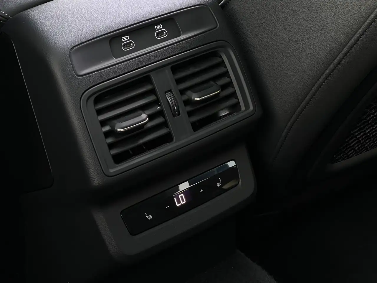 Audi Q5 - Image 17