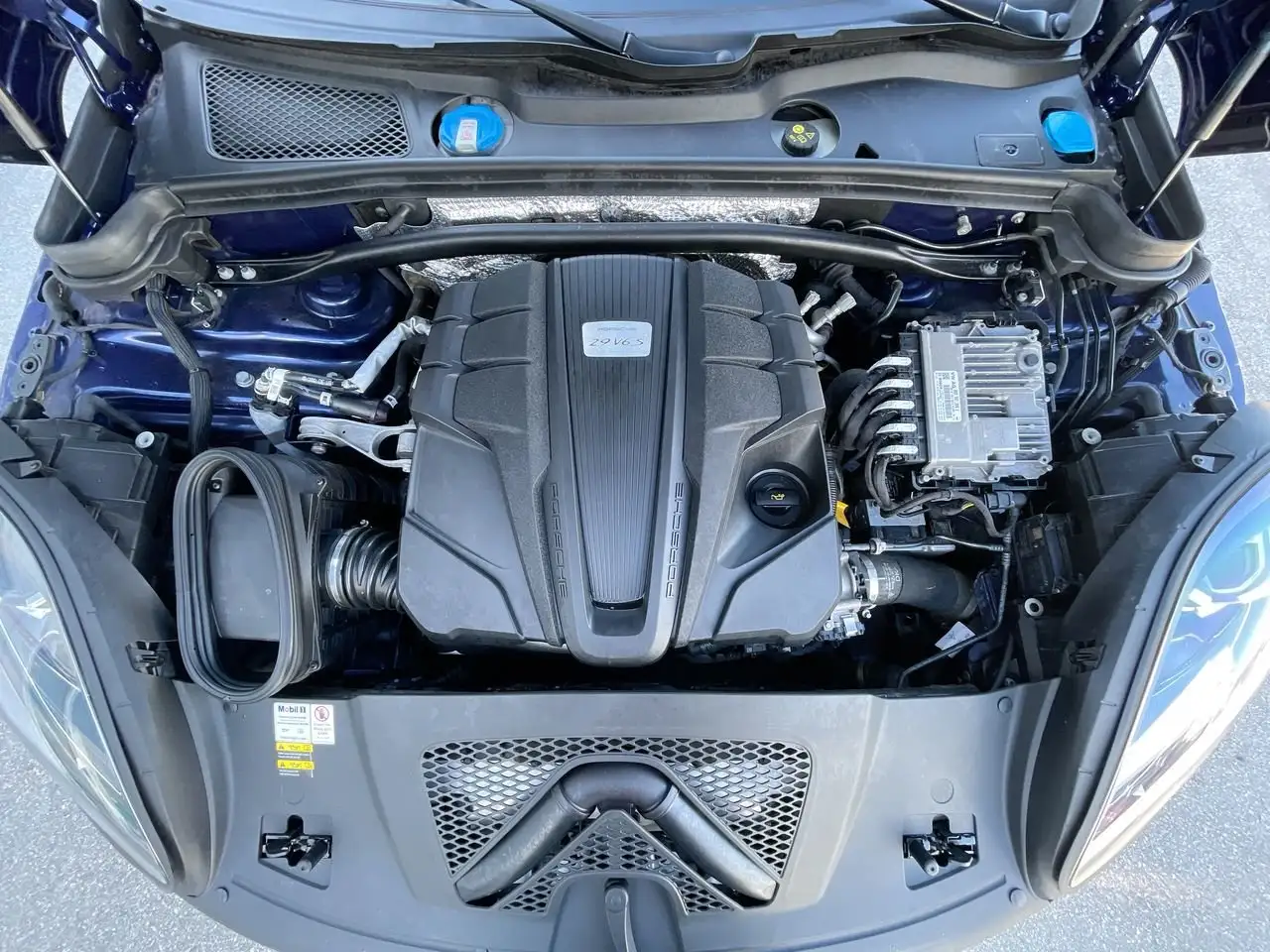 Porsche Macan - Image 34
